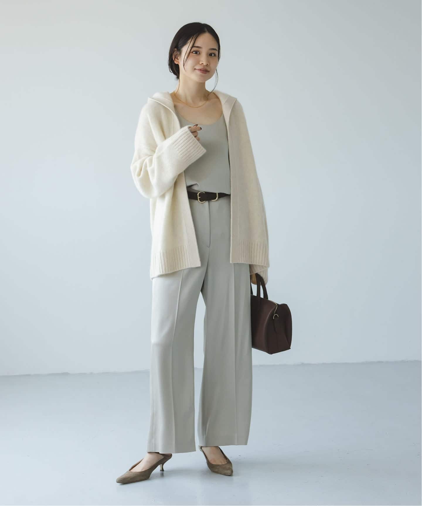 NOBLE/ YAKフーディーカーディガン　ホワイト ノーブル NOBLE YAKフーディーカーディガン （ホワイト A