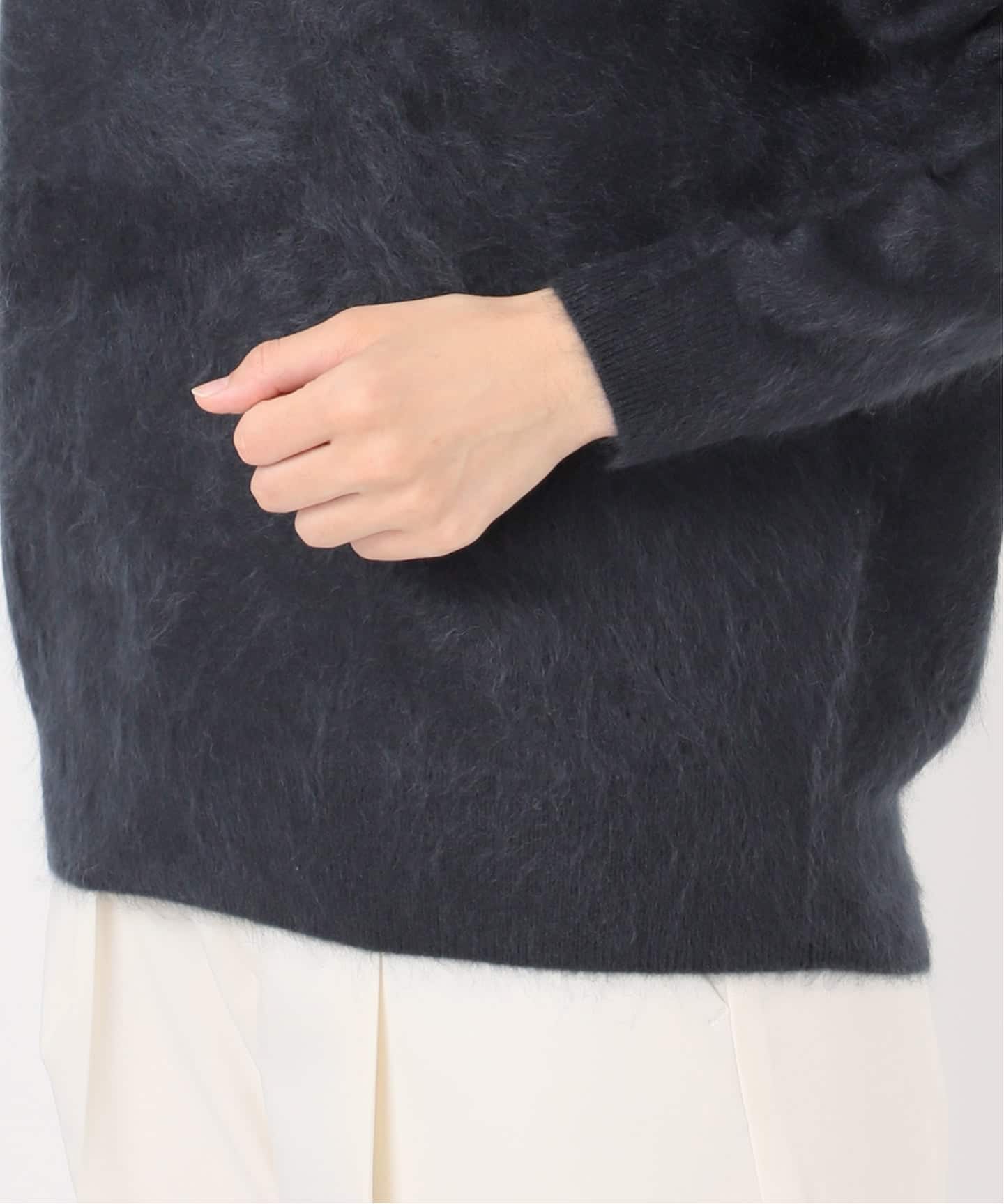 ELENI/エルニ ファーカシミヤVネックニット（ニット／セーター