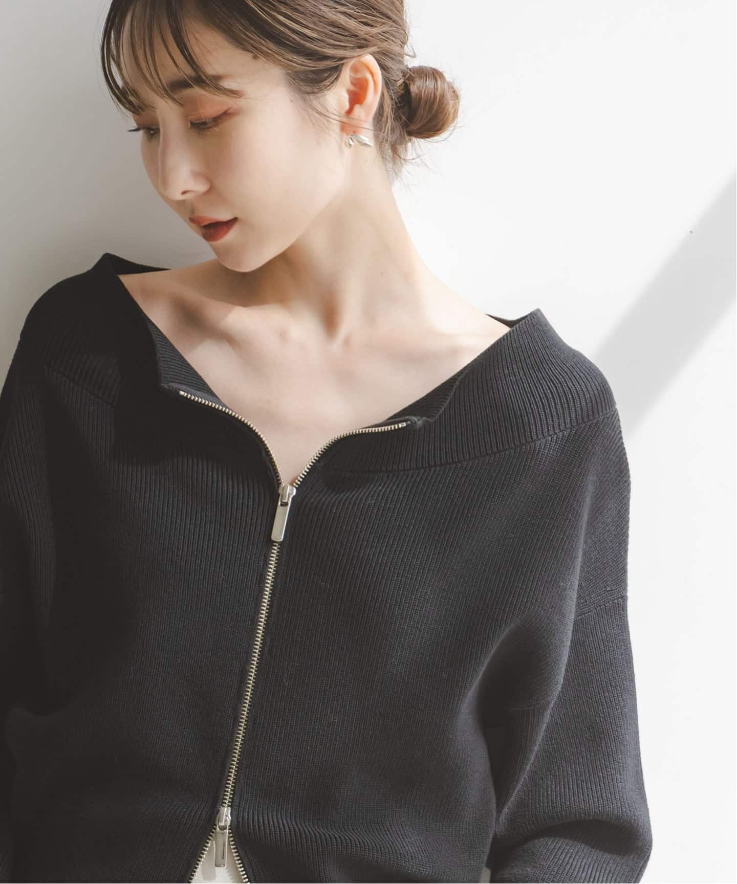 maron(新品)NOBLE フロントジップボートネックニット　アイボリー WEB限定追加予約》フロントジップボートネックニット（ニット