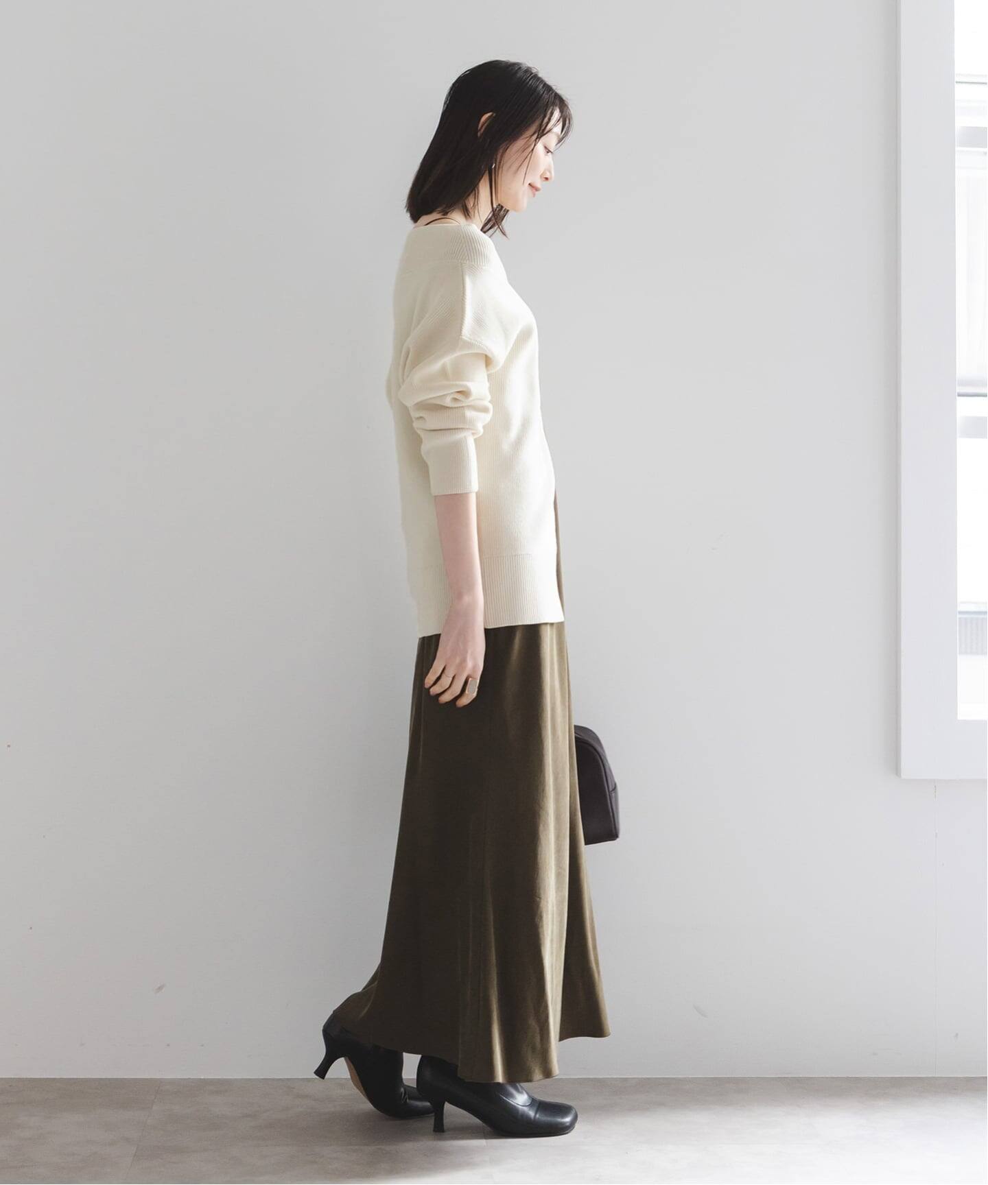 WEB限定追加予約》フロントジップボートネックニット（ニット