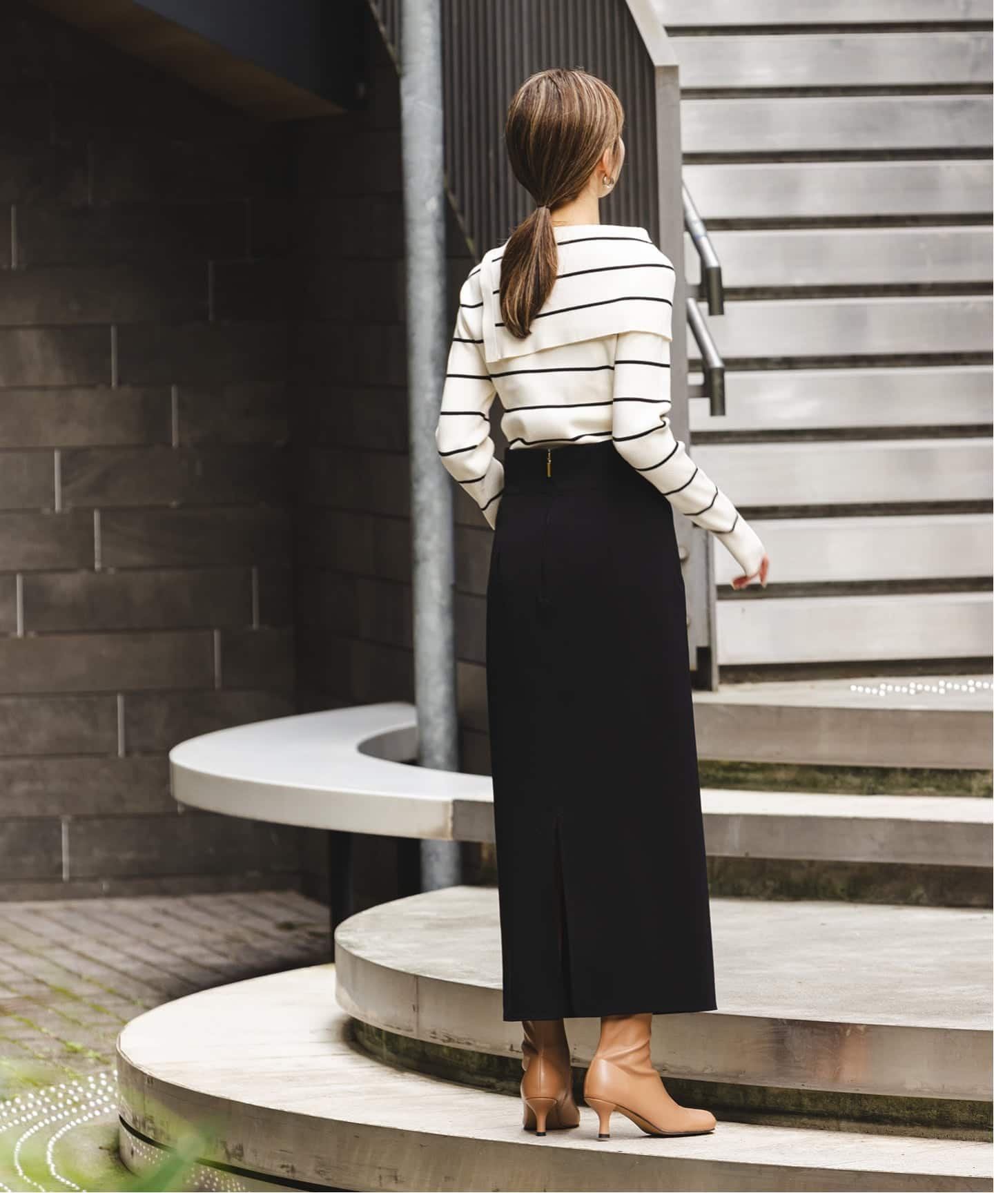 WEB限定追加》ショルダーボタンタイトリブニット（ニット／セーター