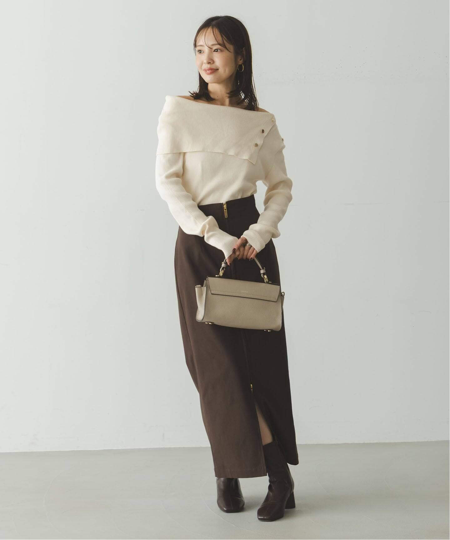 WEB限定追加》ショルダーボタンタイトリブニット（ニット／セーター