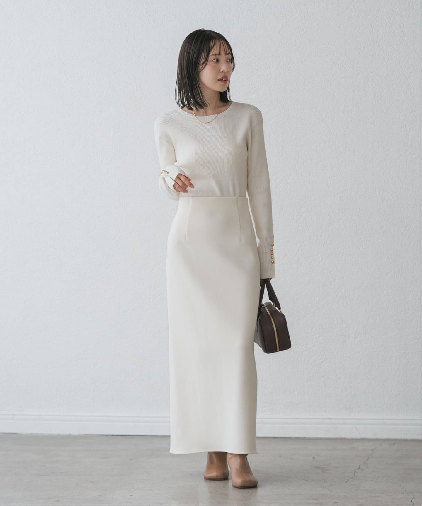 WEB限定追加》ボタンディテールタイトリブニット（ニット／セーター