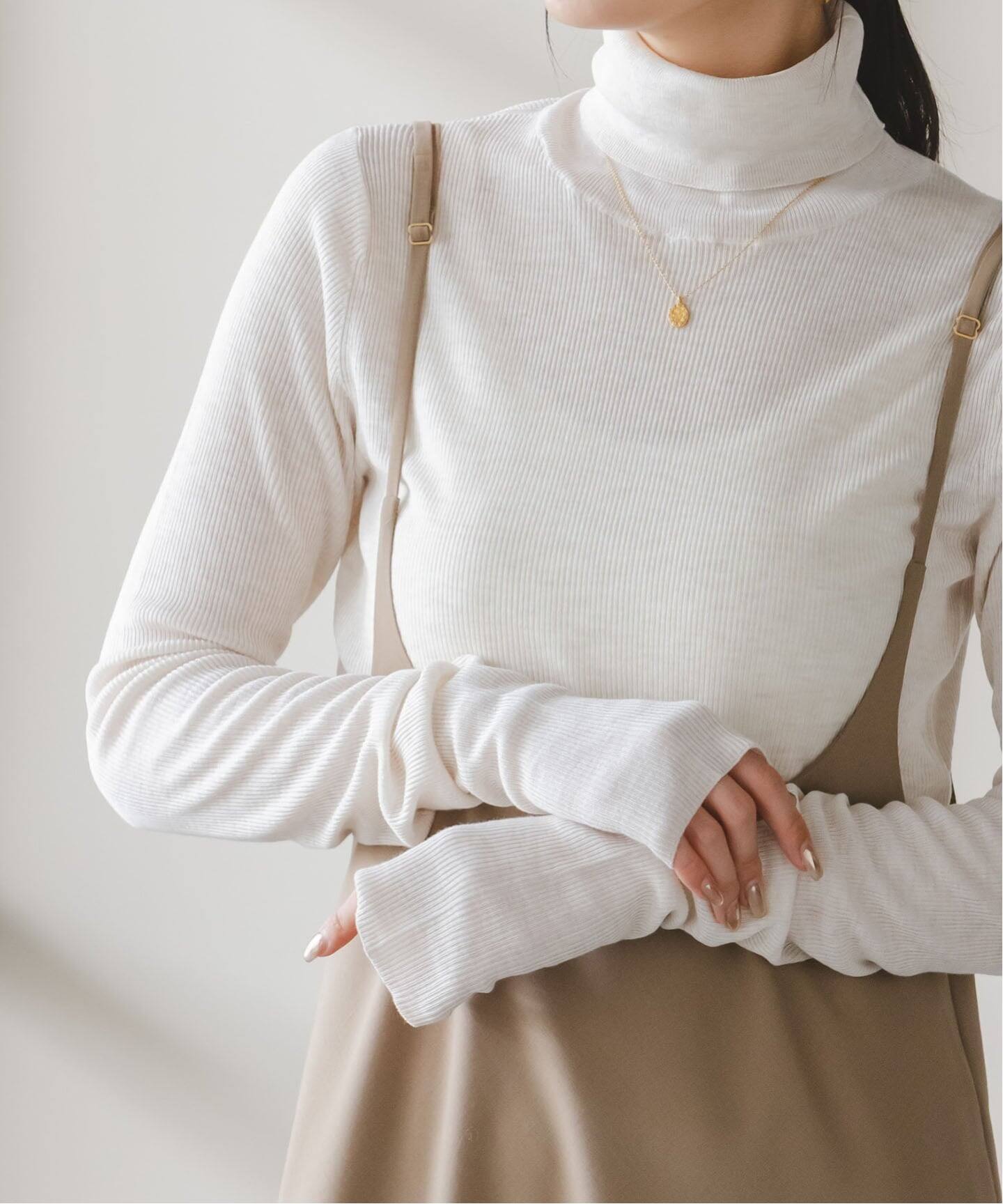 NOBLE タートルネック ニット白アイボリー　上質ウール100％ Noble（ノーブル）の「Super160sタートルネックニット（ニット