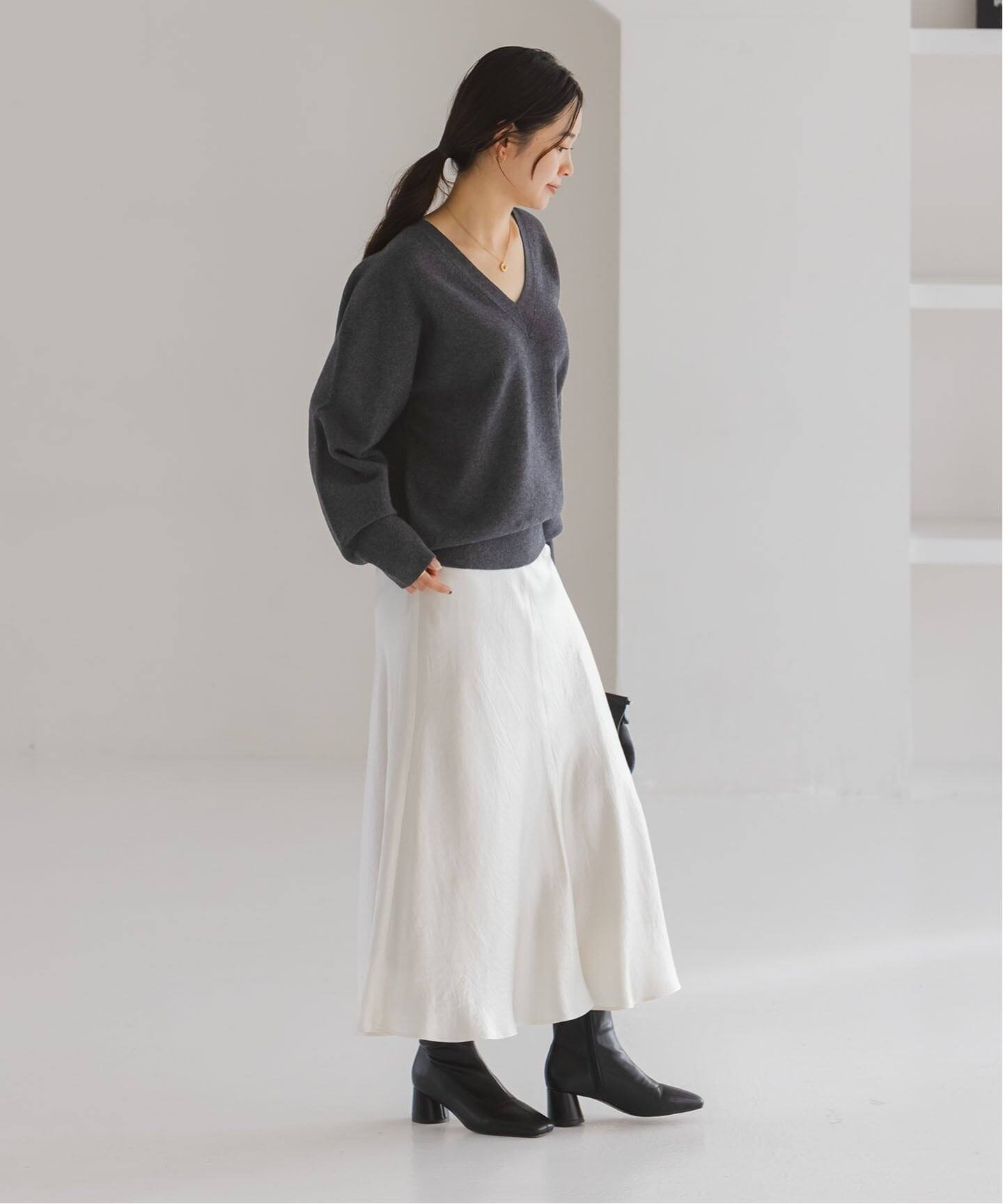 追加》カシミヤMIXスムースVプルオーバー（ニット／セーター）｜NOBLE