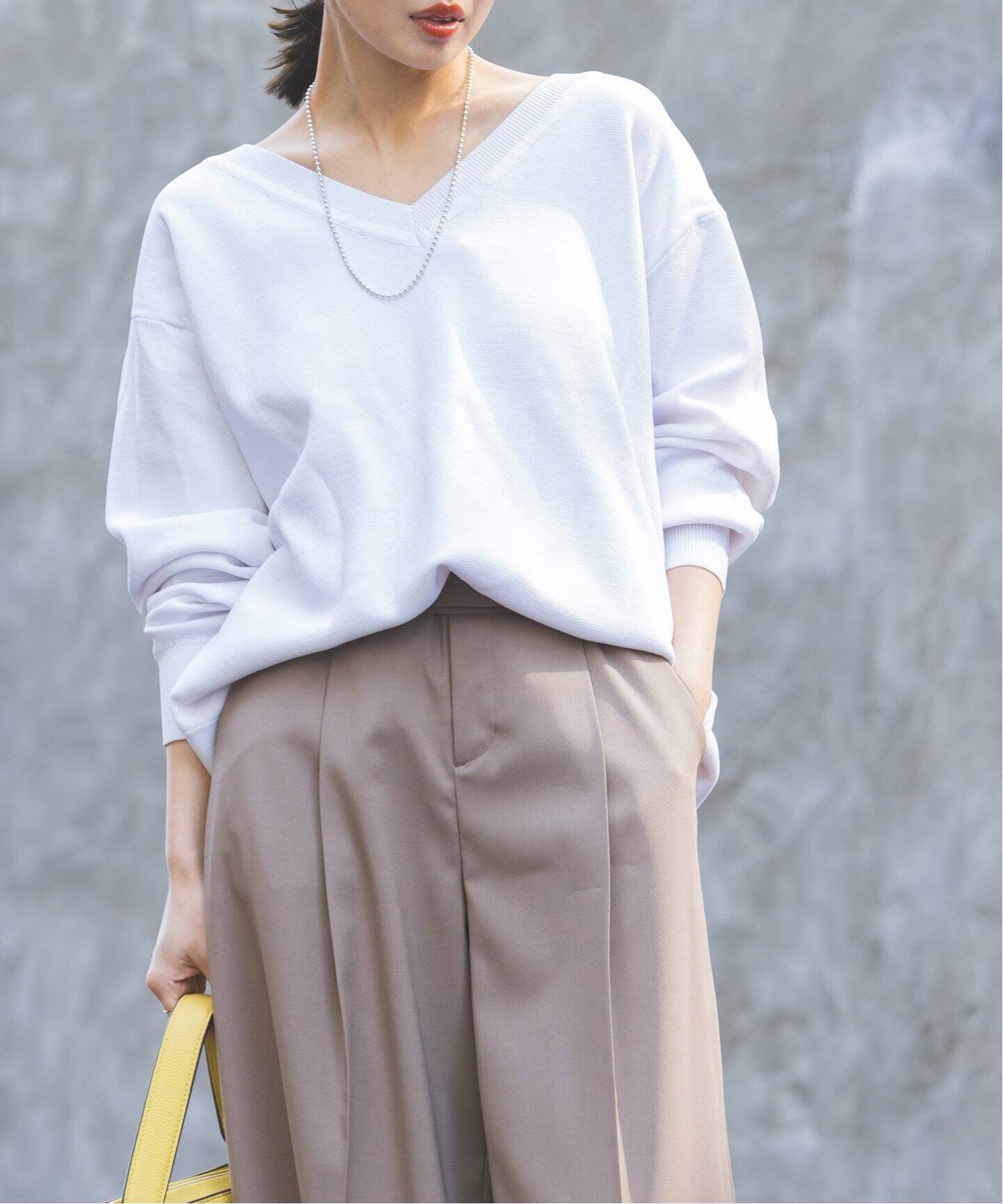 onit/オニット ミラノリブDEEP Vネックニット（ニット／セーター  