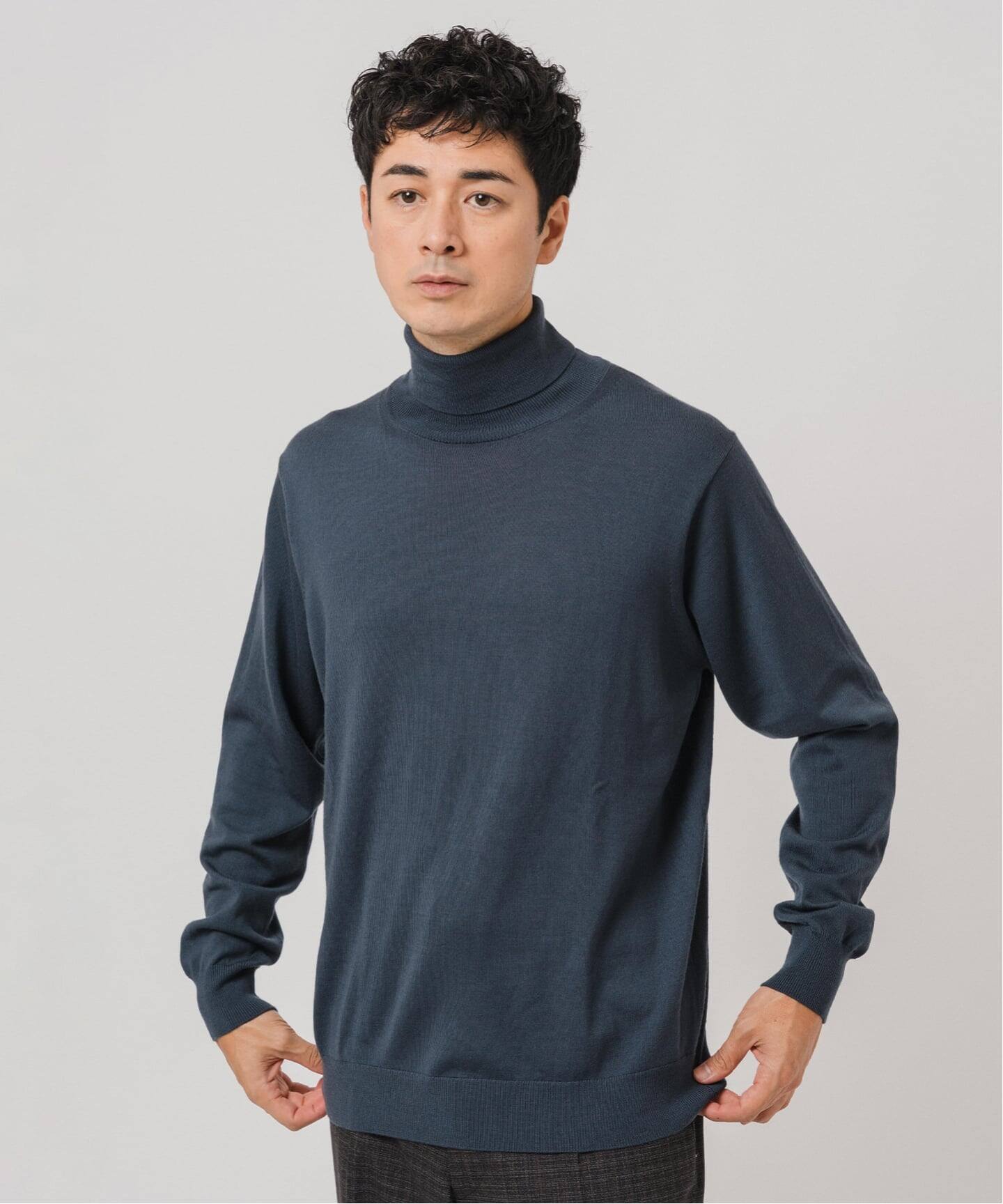 EDIFICE（エディフィス）× Biellaのタートルネックニットセーター 