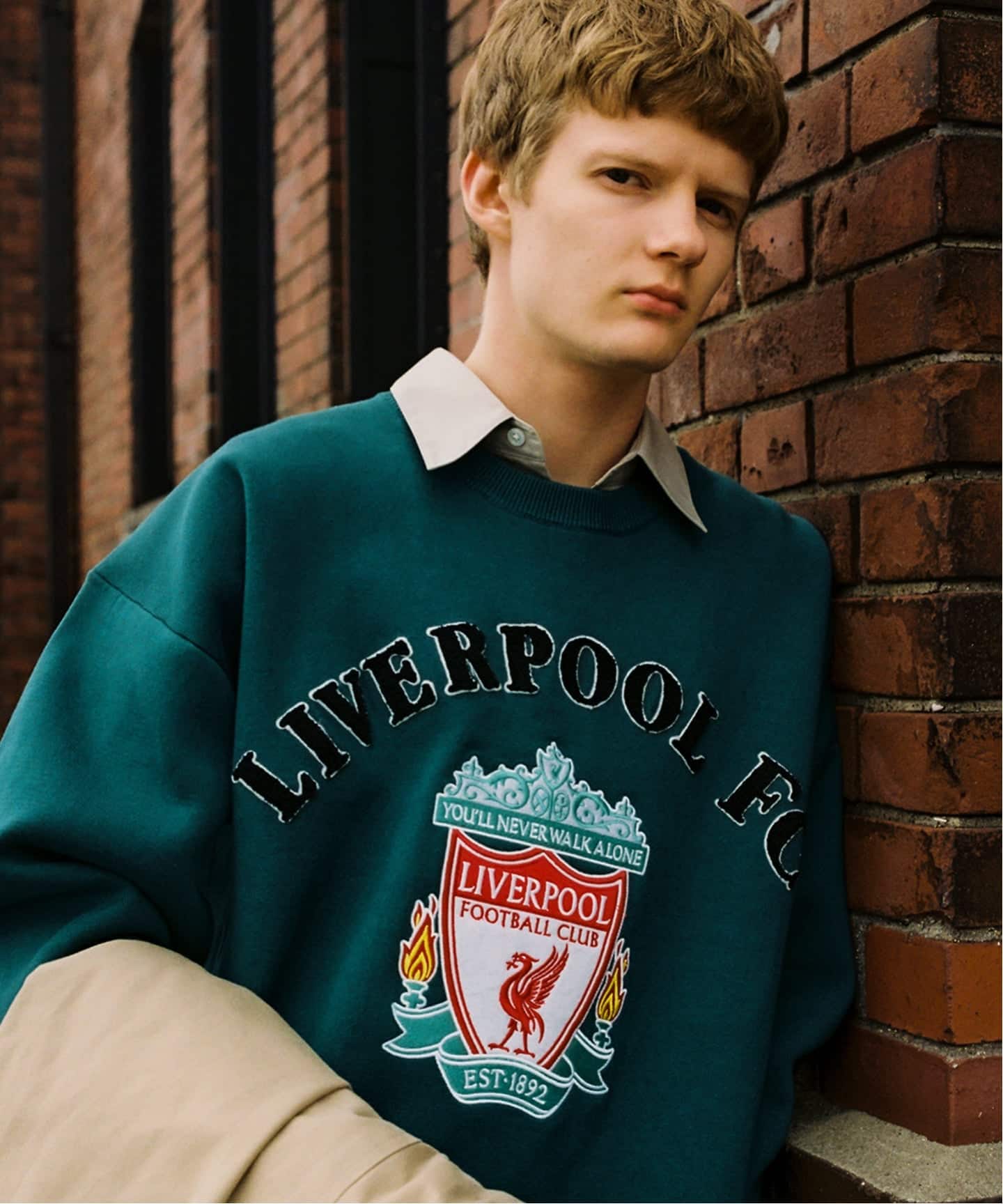 Liverpool FC / リバプール FC】CHENILLE EMBROIDERYT KNIT（ニット