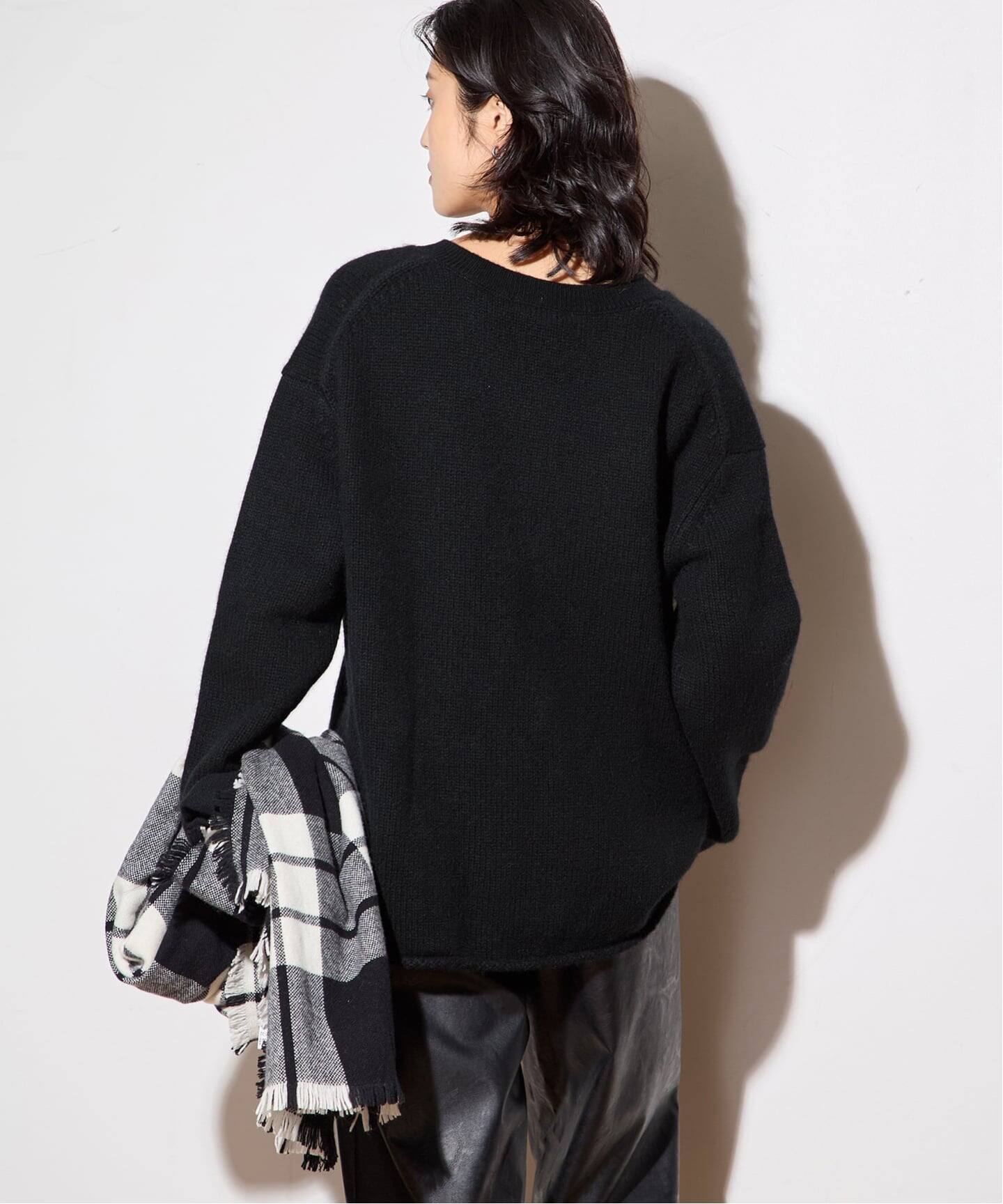 予約》【R2W/アールツーダブリュー】CECILY CASH LOOSE V NECK