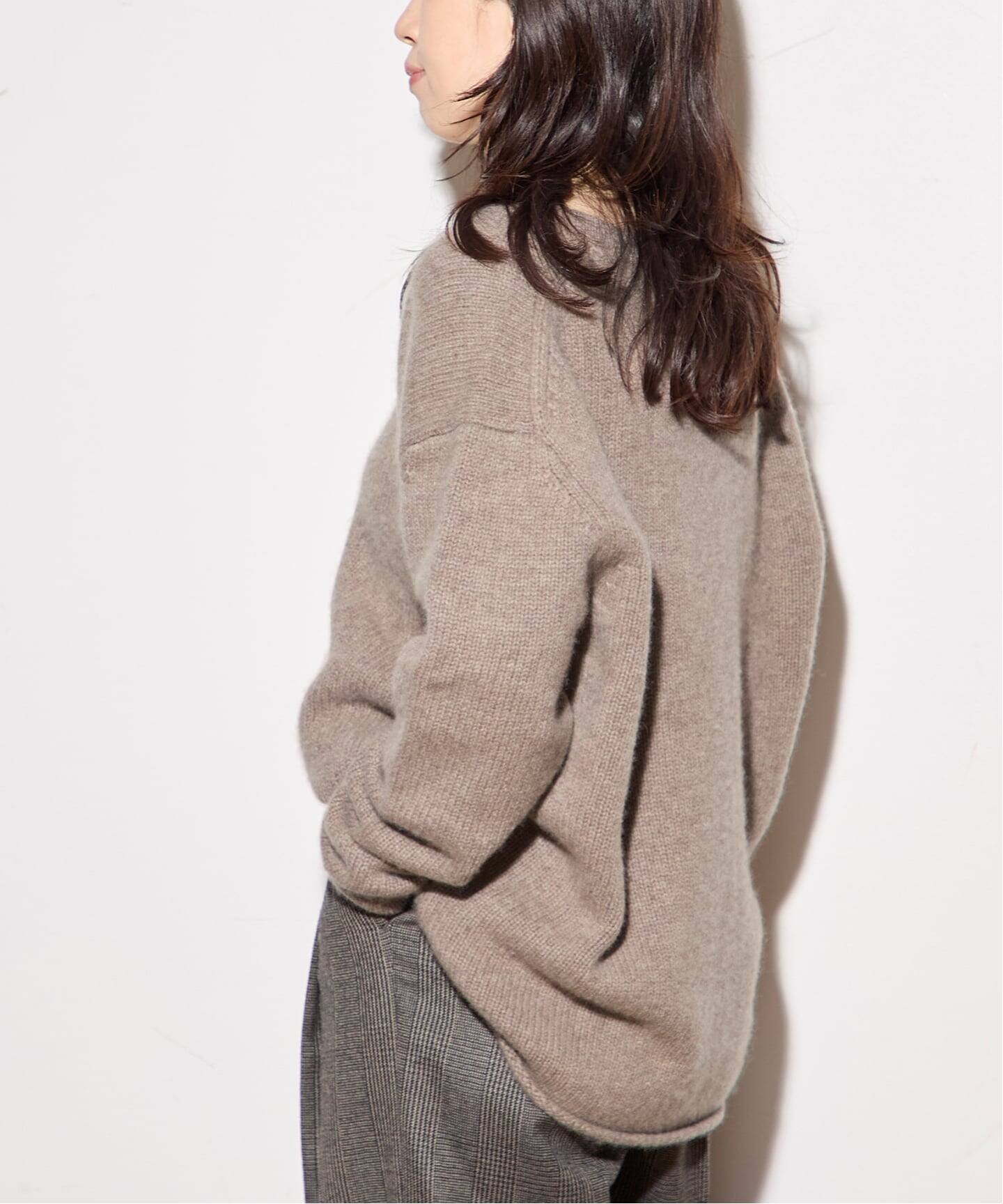 新品タグ付き☆St.cecilia　ガーリッシュ　もけニット☆黒 フェザーニットVネックカーディガン｜ニット｜CECIL McBEE(セシル