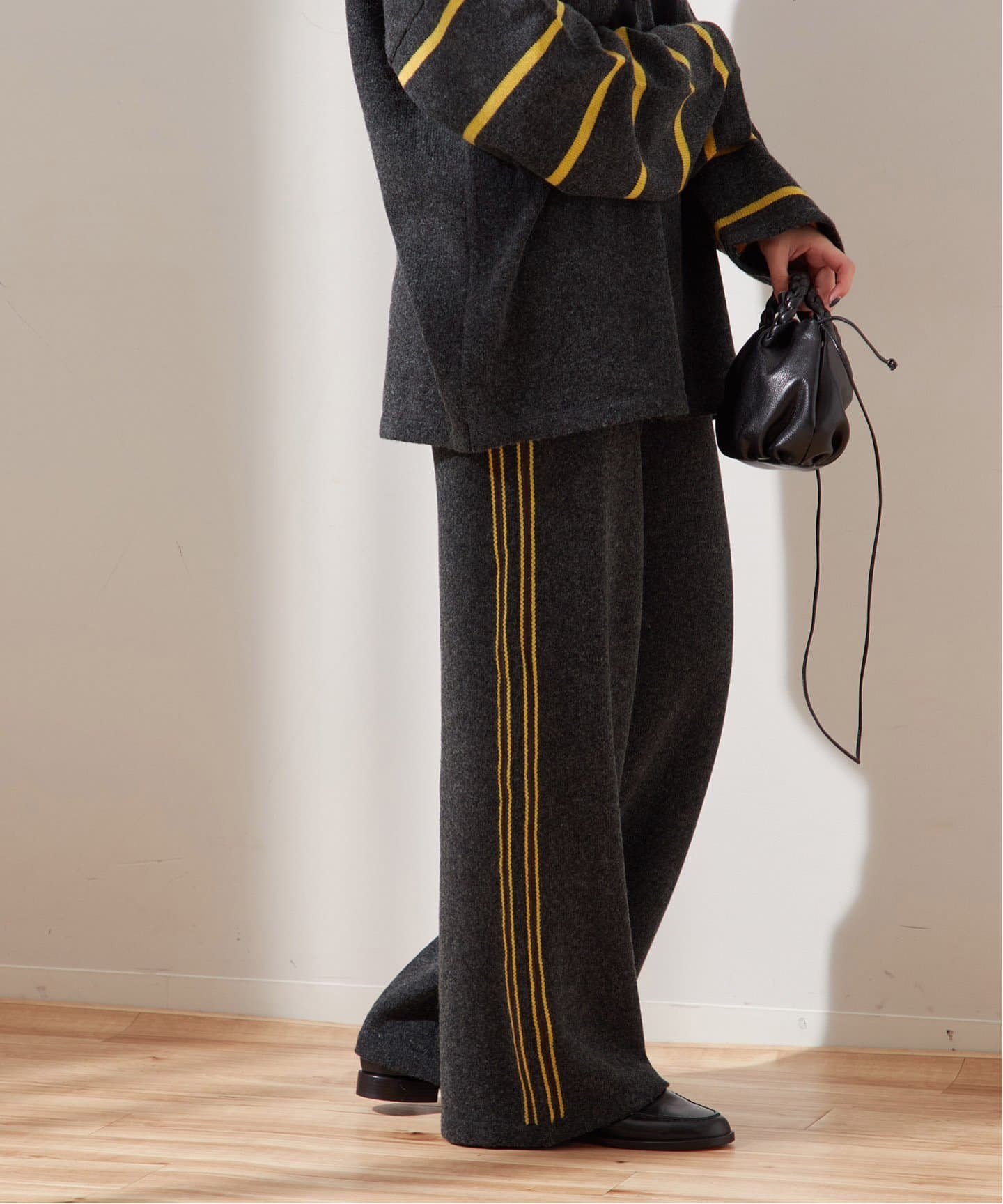 uhr ウーア レースアップニットパンツ 予約》【Uhr/ウーア】Line Knit Pants：ニットパンツ（その他