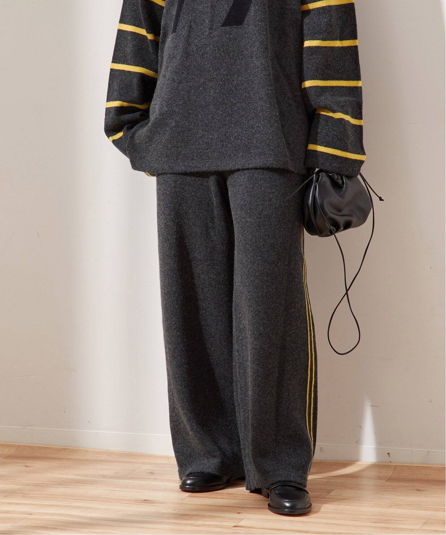 Uhr/ウーア】Line Knit Pants：ニットパンツ（その他パンツ）｜JOURNAL