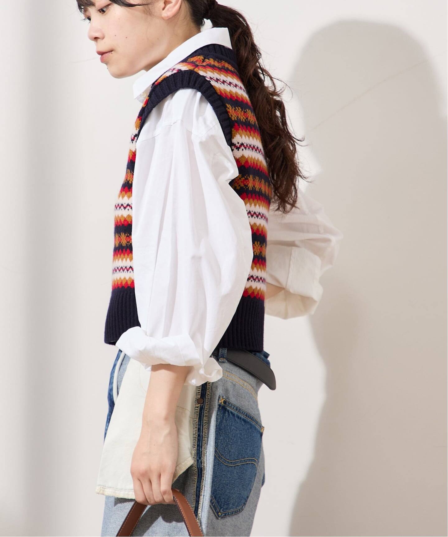 INSCRIRE /アンスクリア】Fairisle Tight Fit V Neck Vest：ベスト 