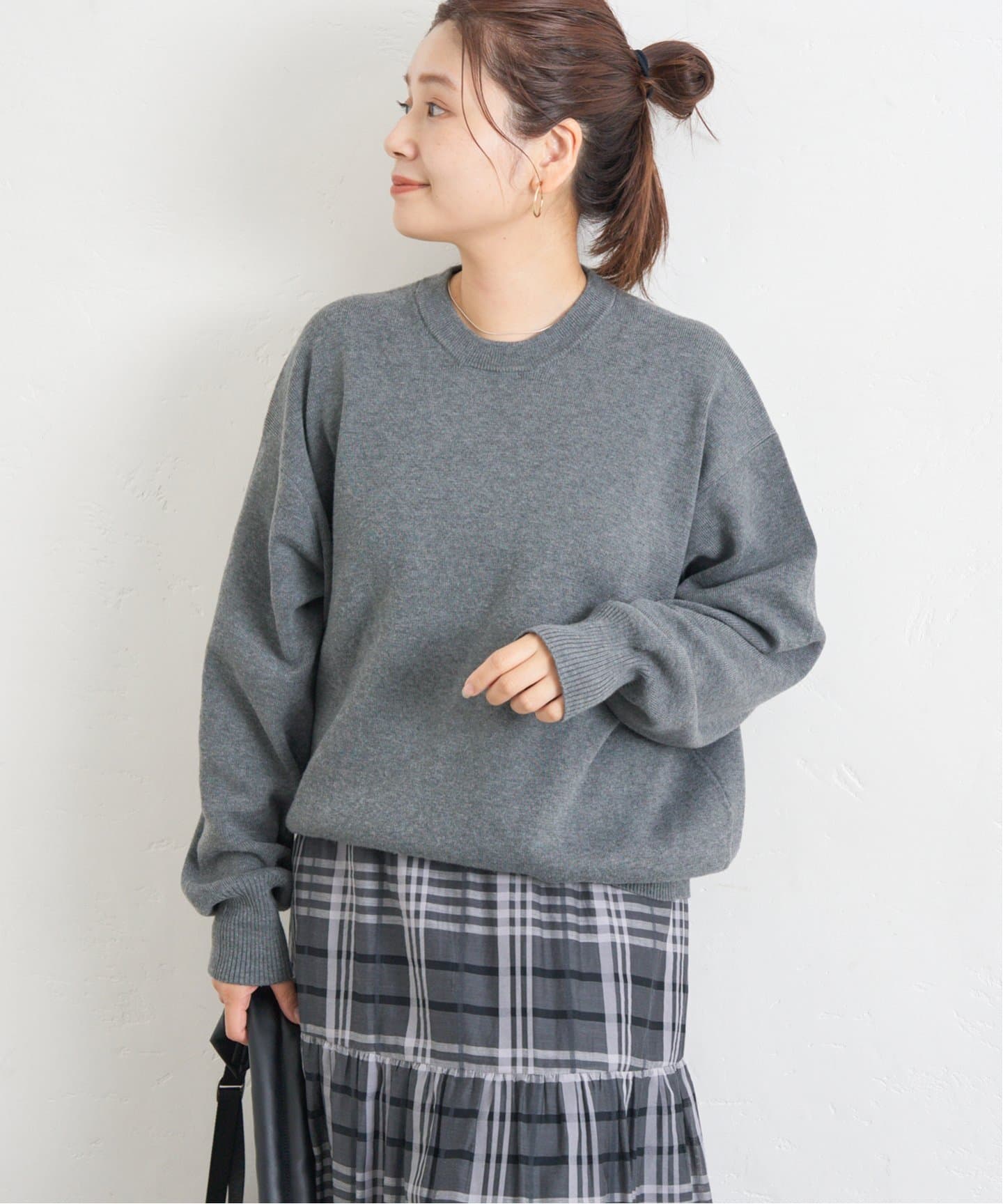 うちゃチャコールグレーXS WEB限定追加》ウォッシャブルTEXBRIDクループルオーバー（ニット