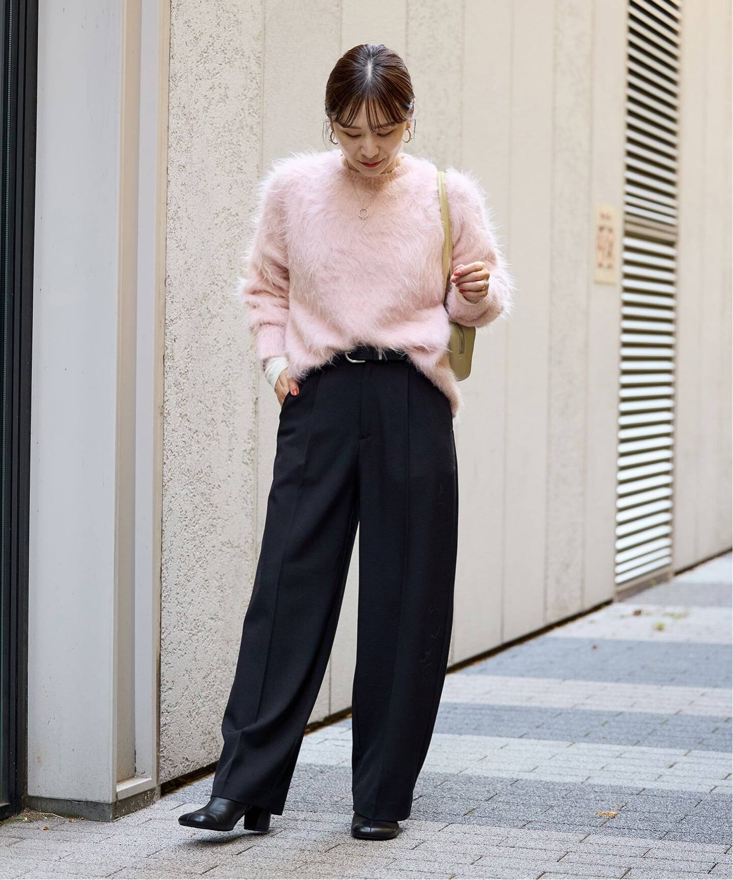 WEB限定追加》シャギークルーネックプルオーバー（ニット／セーター