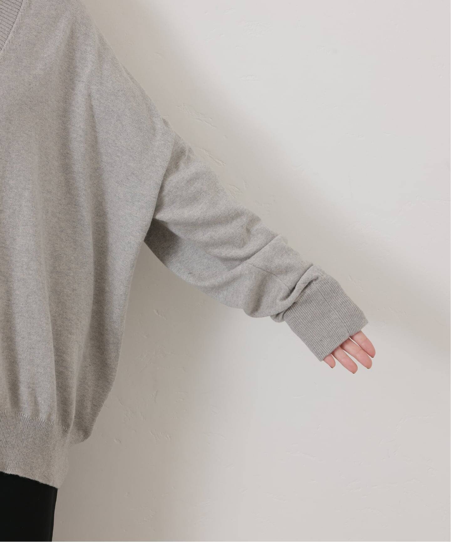 C/Caテンジク Vネックプルオーバー（ニット／セーター