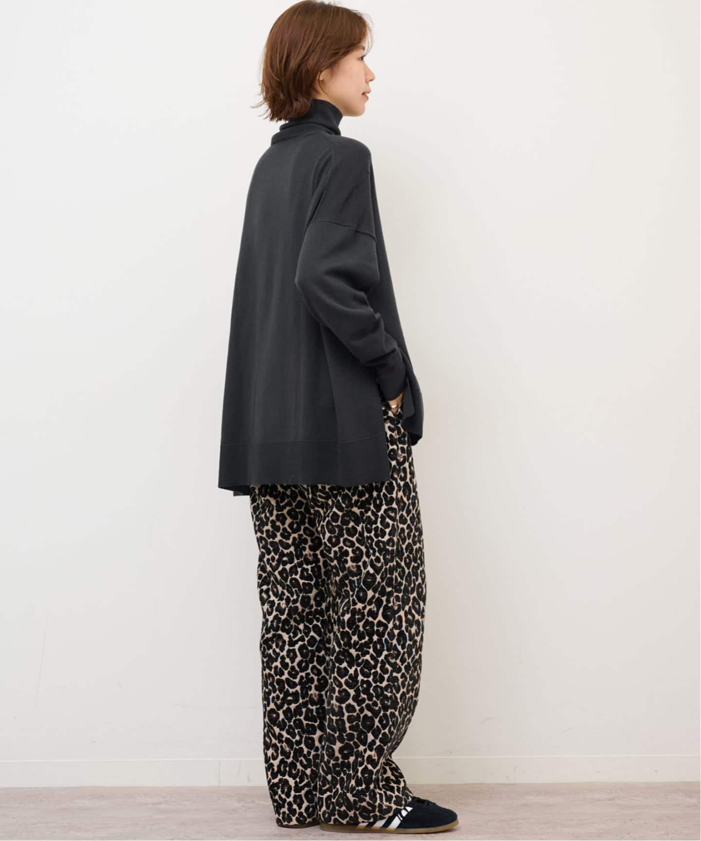 WEB限定追加 / 新色》BiellaYarnワイドタートルネック（ニット