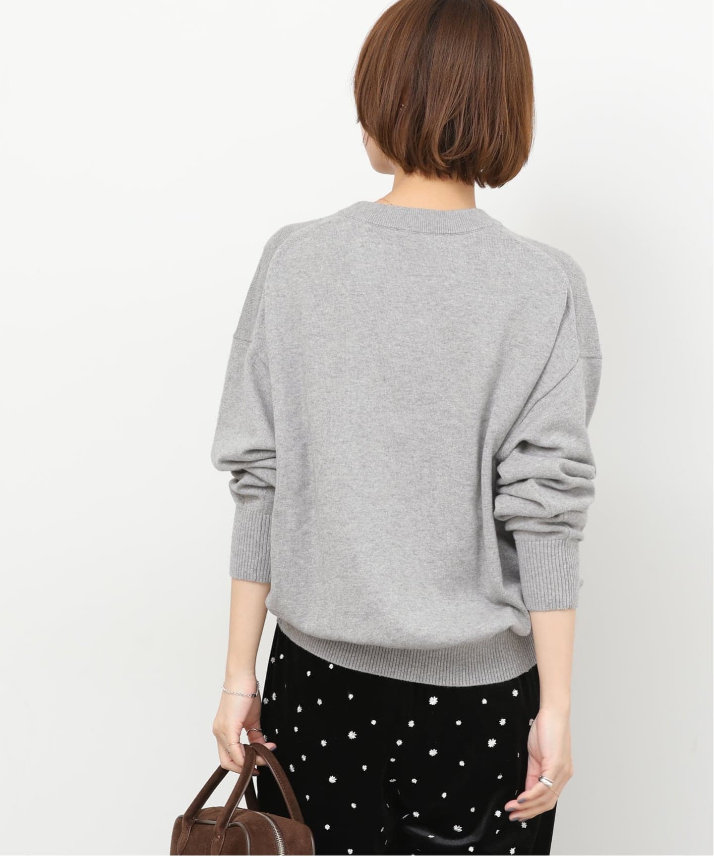 一部WEB限定》コットンカシミヤミックスロゴニット（ニット／セーター