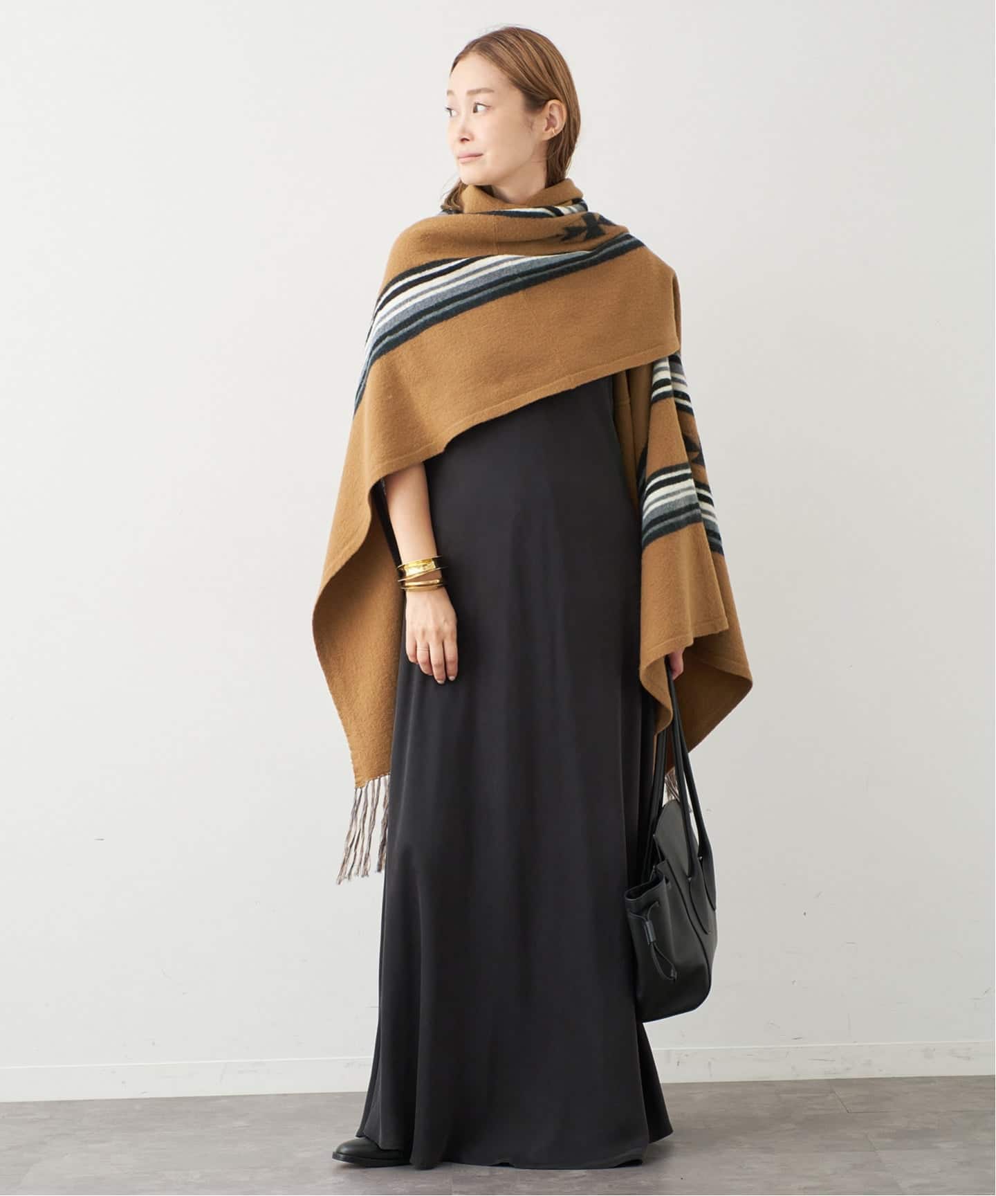 ドゥーズィエムクラス/ラクラス　ケープポンチョ　マントウールコート★ベージュ ドゥーズィエムクラス/ラクラス ケープポンチョ マントウール