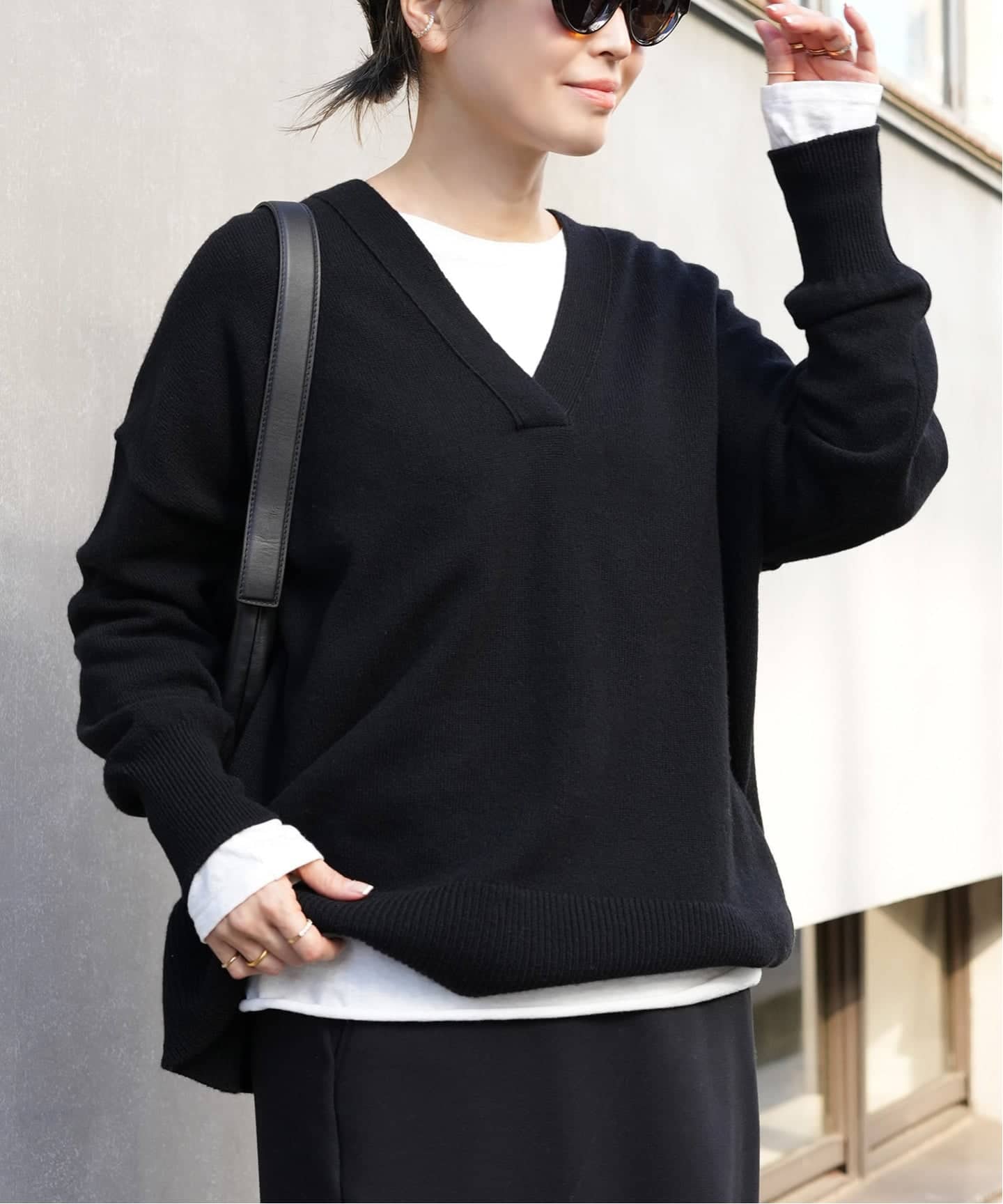 予約》*追加 OLBIA Vネック プルオーバー（ニット／セーター