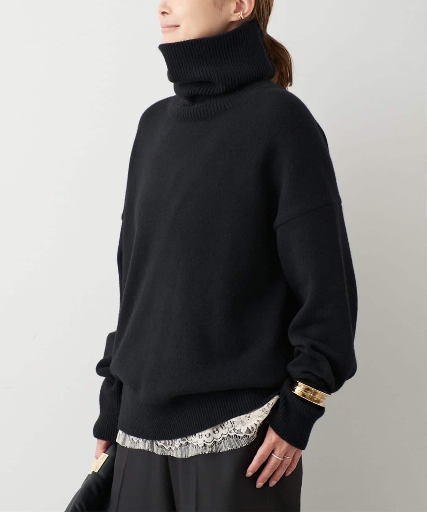 【美品】定番ドゥーズィエムクラス ミドルゲージタートル　ウール100% 予約》* ミドルゲージタートル（ニット／セーター）｜Deuxieme