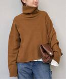 *Cropped タートルネック ニット