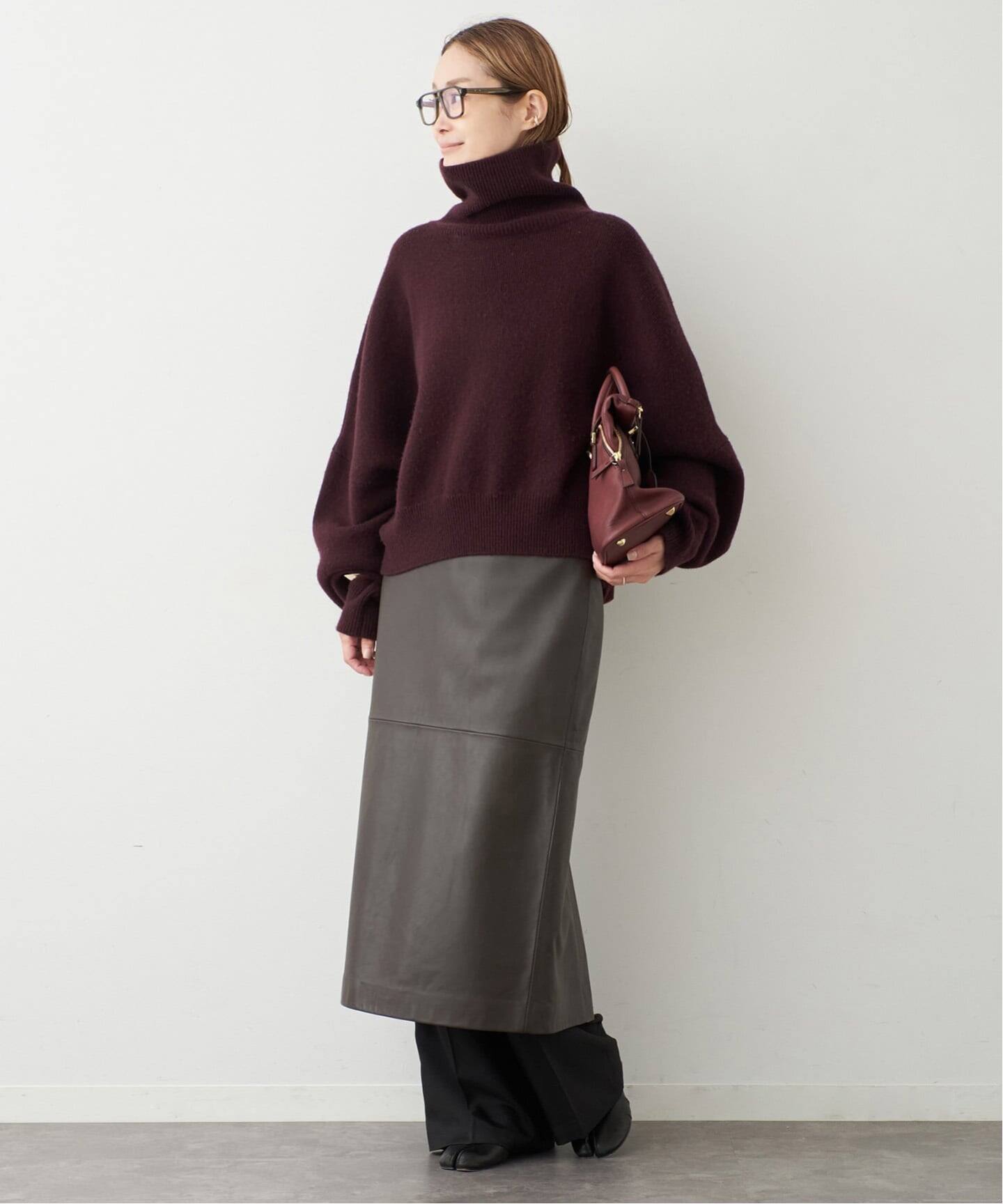 R2W/アールツーダブリュー】CROP TURTLE KNIT(ニット/セーター R2W/アールツーダブリュー】CROP TURTLE KNIT(ニット/セーター