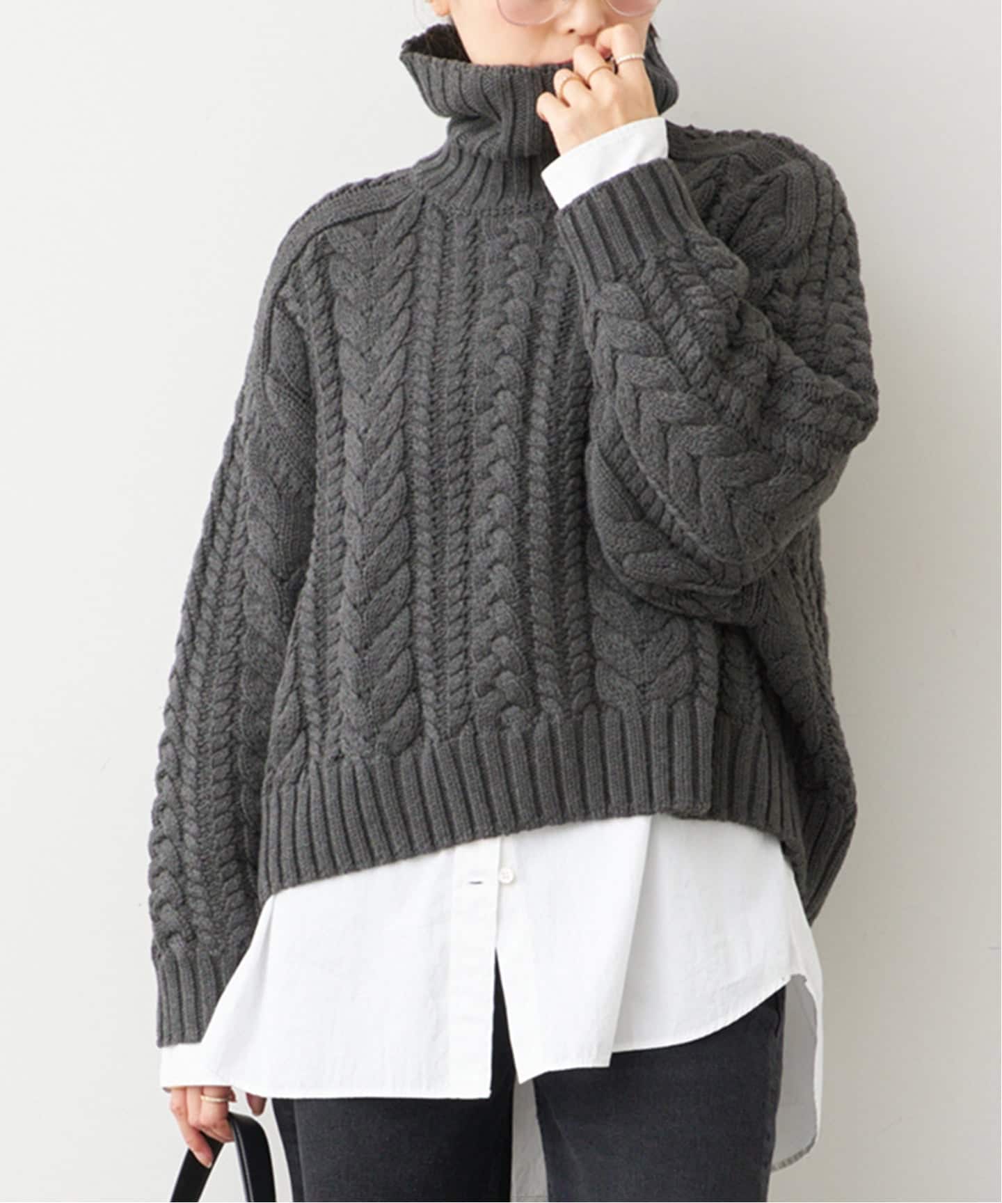 DENIMIST/デニミスト】CABLE TURTLENECK SWEATER（ニット／セーター