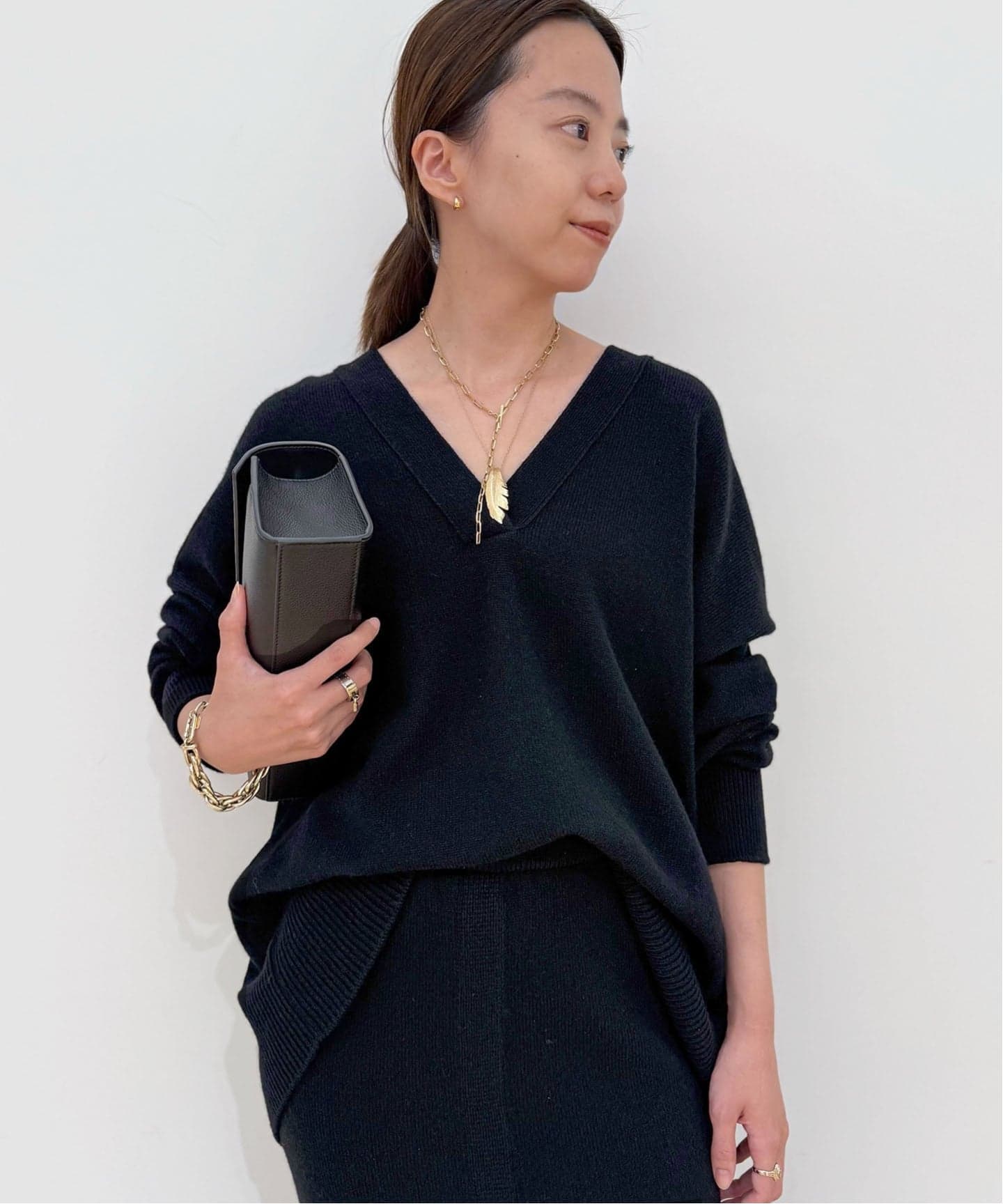 OLBIA Vネックプルオーバー（ニット／セーター）｜MUSE de Deuxieme