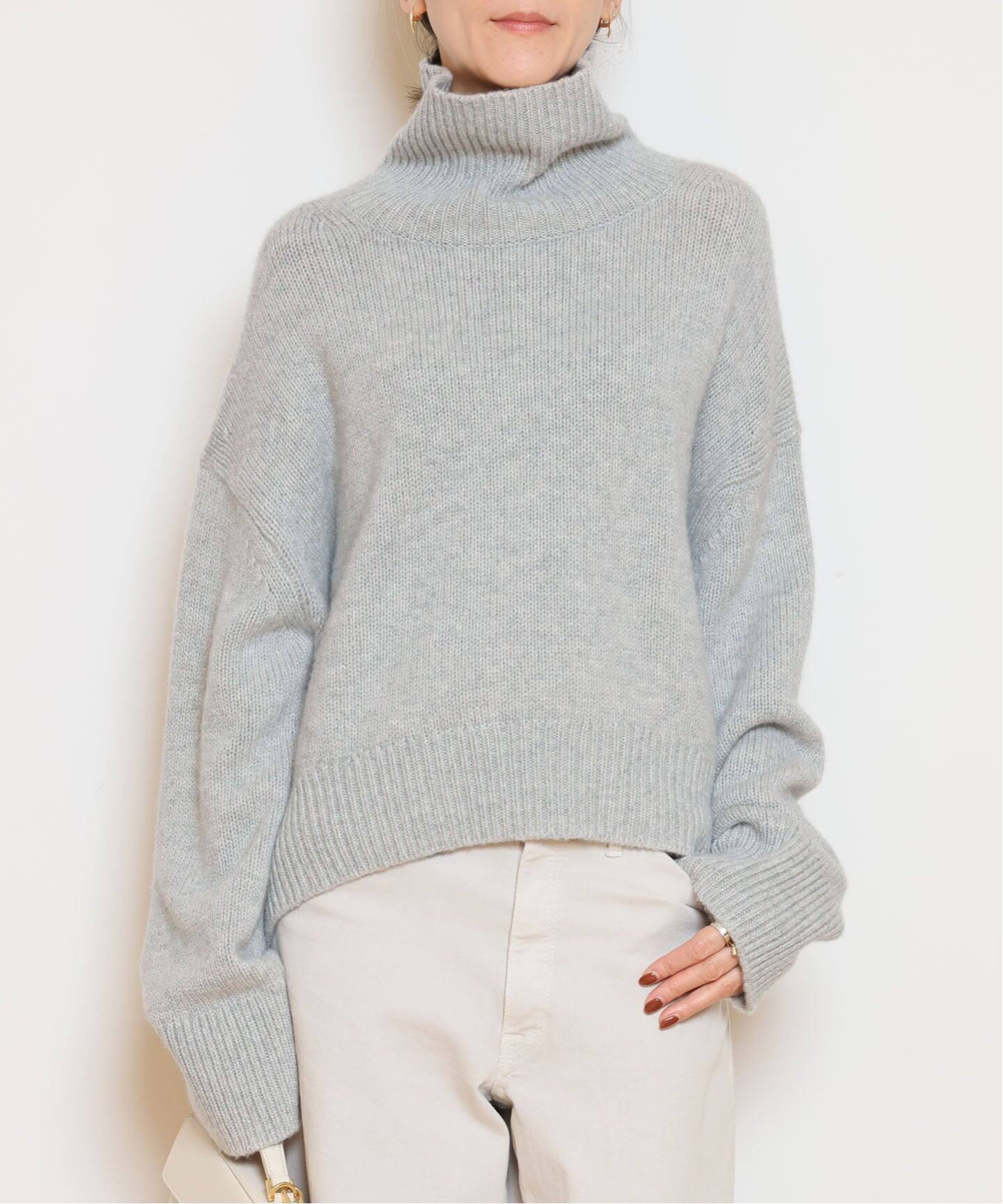 R2W/アールツーダブリュー】CASHMERE タートルネックニット（ニット