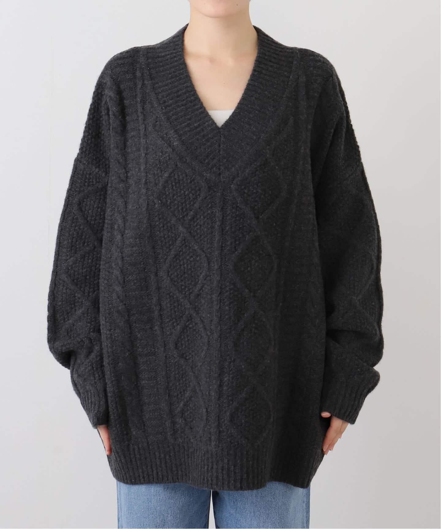 アパルトモン購入 フィリッパコー 23AW ストラクチャーニットセーター ALAN V-NECK KNIT（ニット／セーター）｜L'Appartement