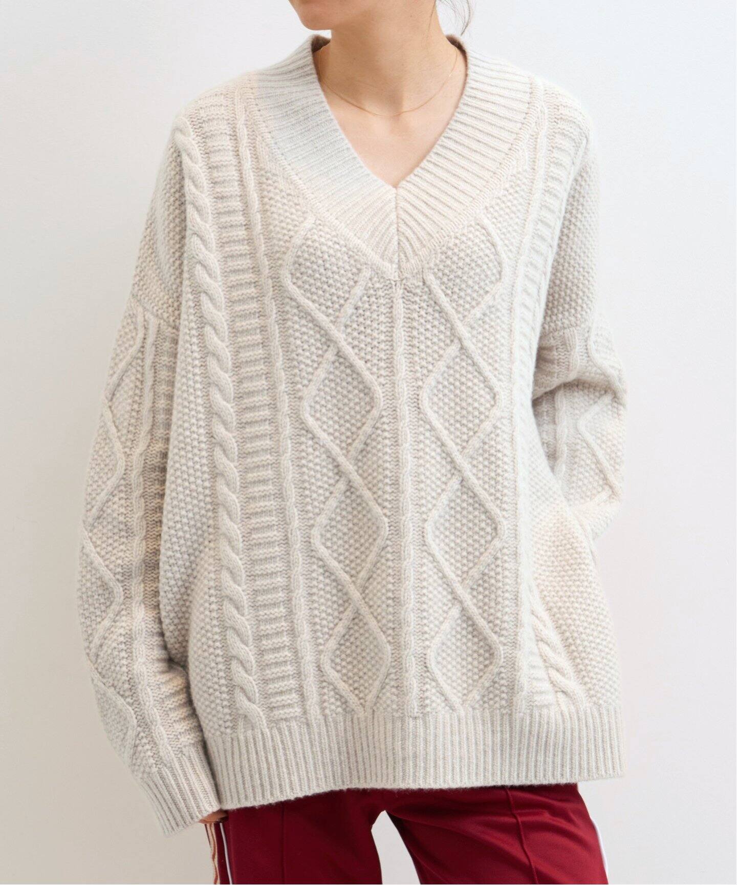 Cable V Neck Knit（ニット／セーター）｜L 