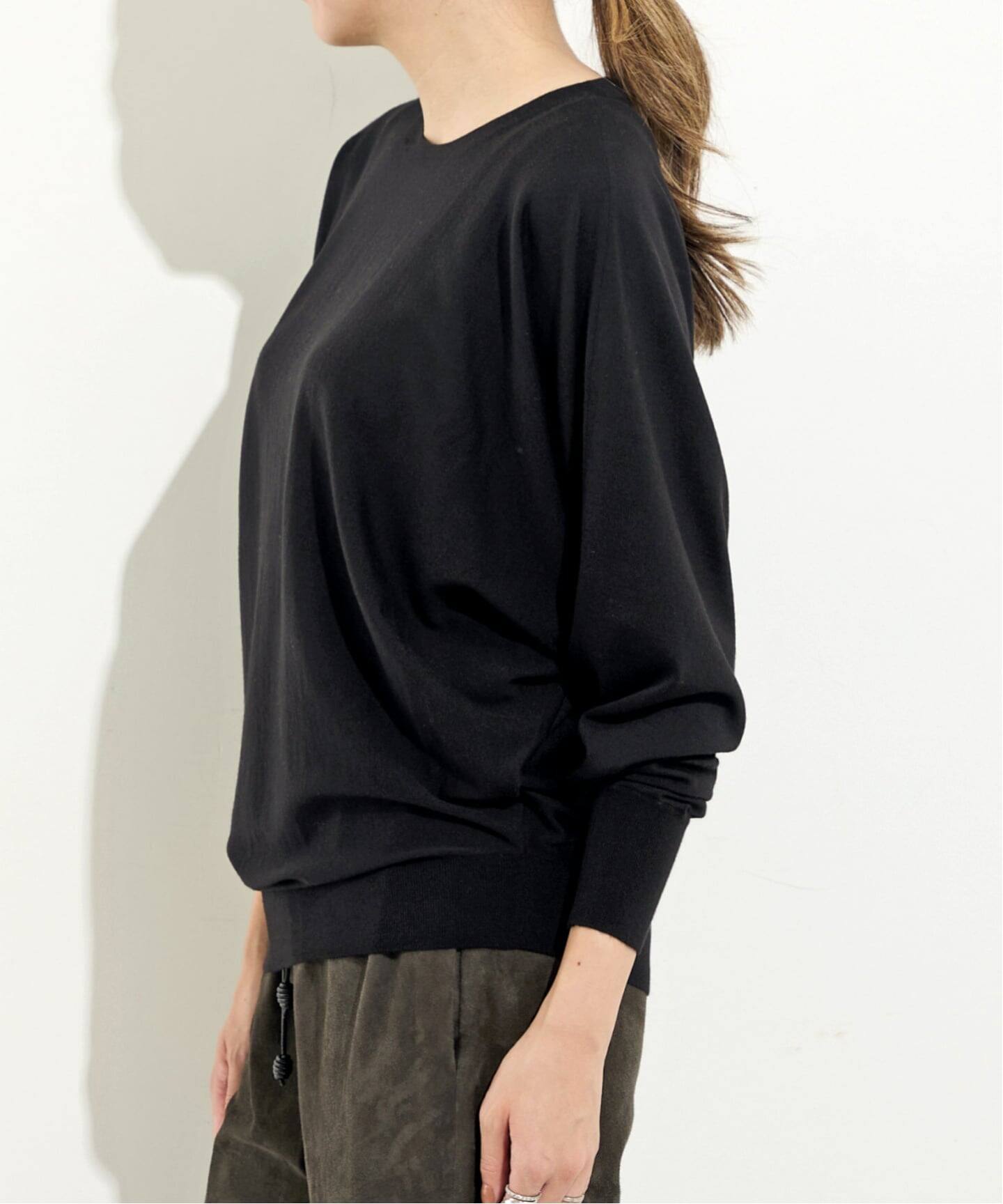 アパルトモン購入 トーテム 24SS ボクシーシルクニットセーター アパルトモン購入 トーテム 24SS ボクシーシルクニットセーター