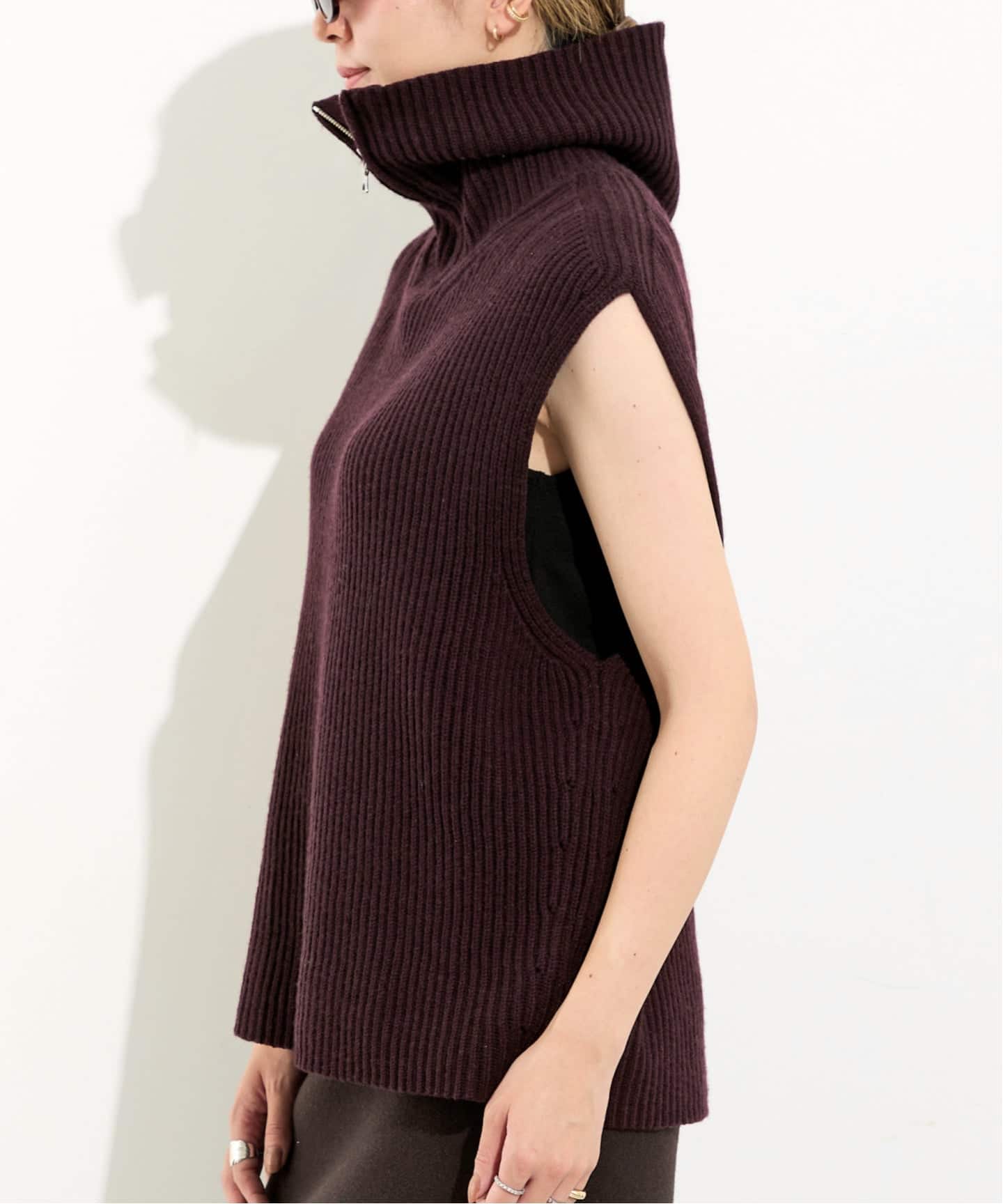 R2W/アールツーダブリュー】 ZIPPER KNIT VEST（ニット