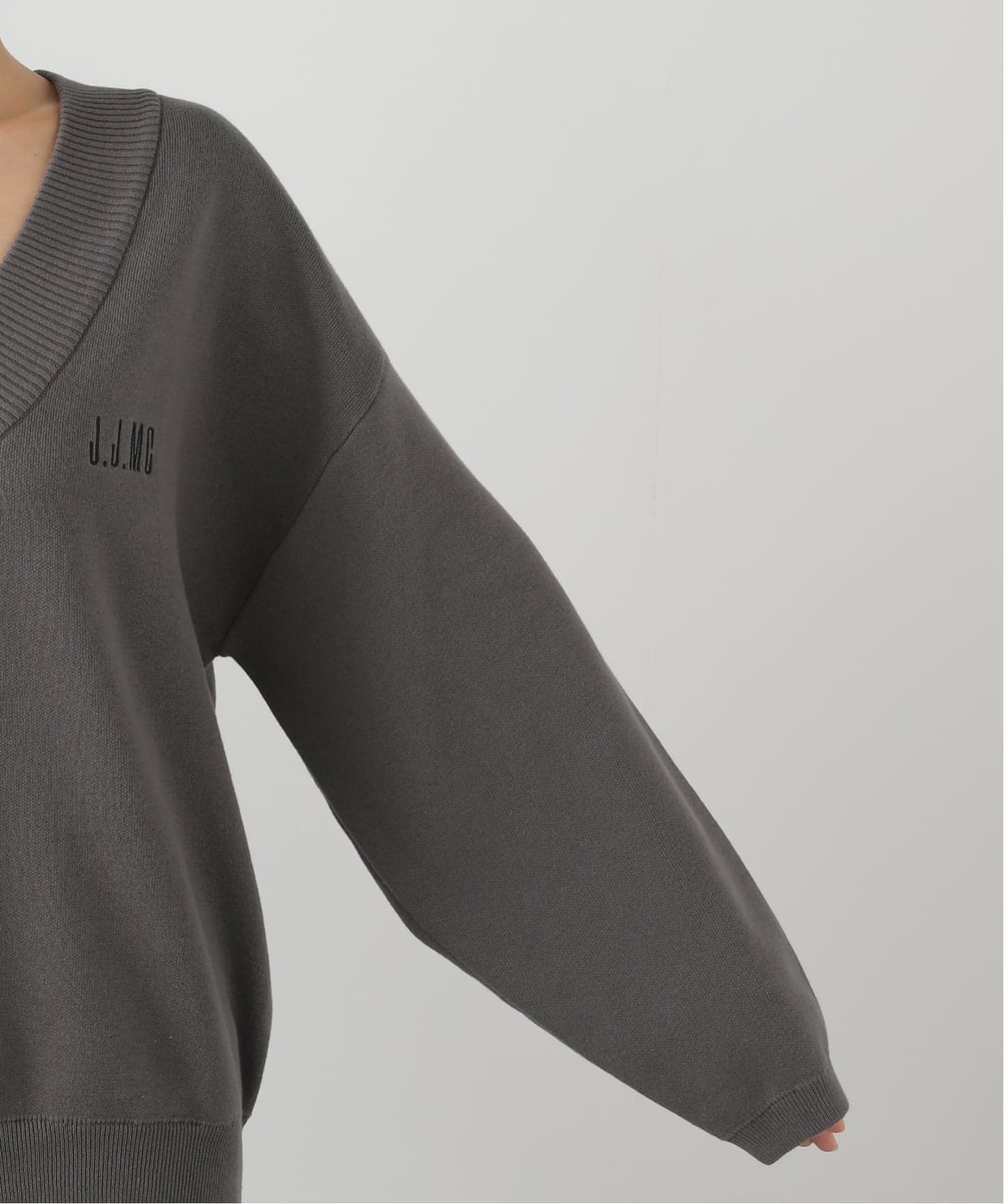 J.J.MERCER/ジェイジェイマーサー】 V NECK KNIT（ニット