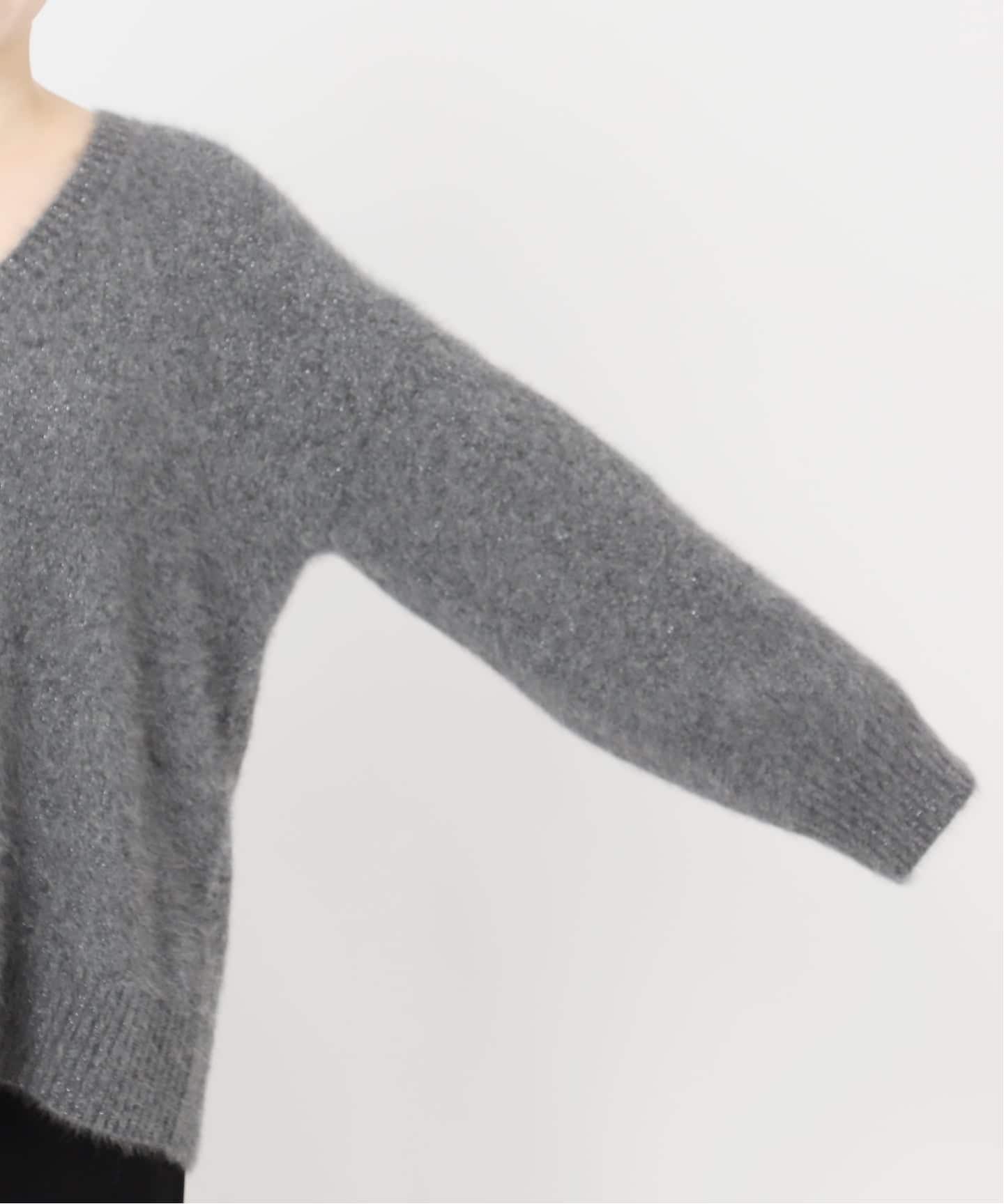 フォックスブレンドラメVネックプルオーバー（ニット／セーター）｜AP