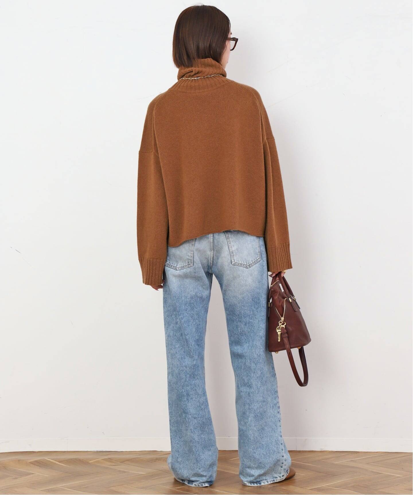 クロップドタートルネックニット（ニット／セーター）｜AP