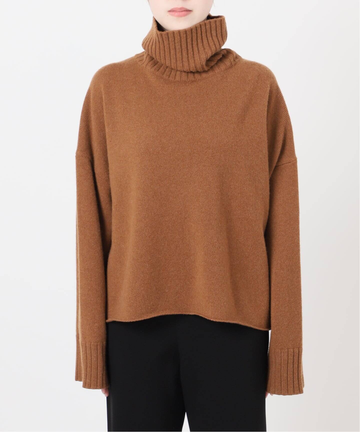 クロップドタートルネックニット（ニット／セーター）｜AP STUDIO