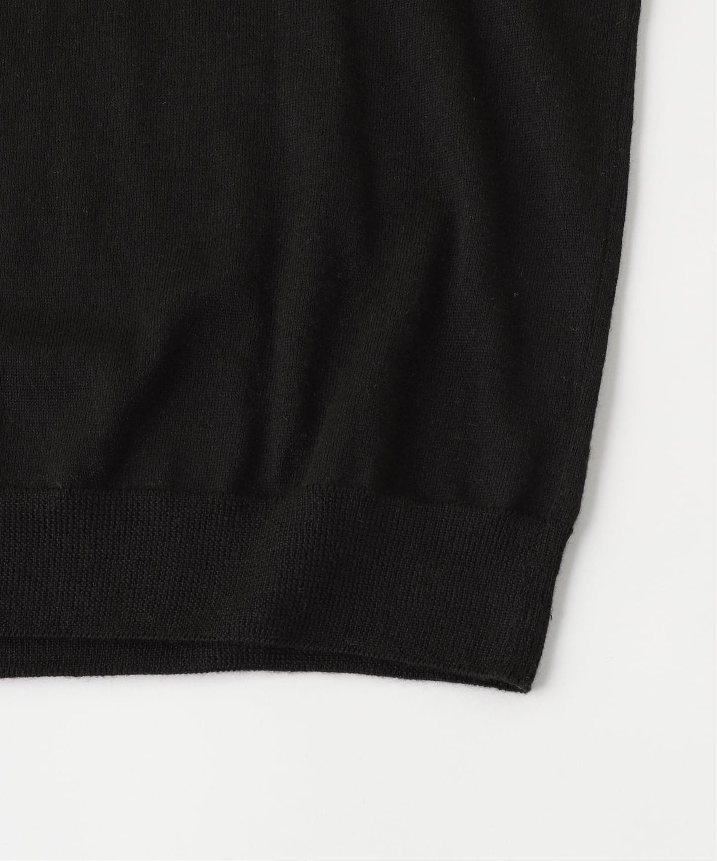 THE INOUE BROTHERS / ザ イノウエブラザーズ Pure Black Collar Neck