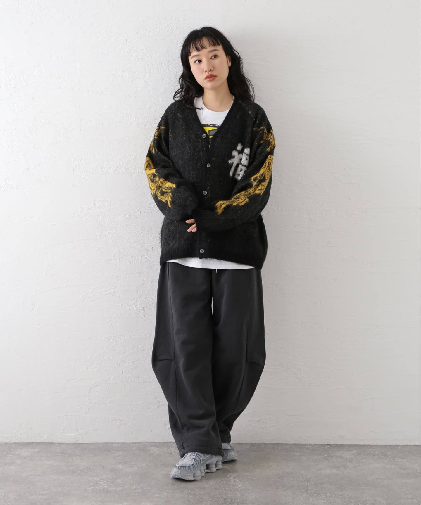 THRIFTY LOOK / スリフティ ルック Raglan Sleeve Logo Cardigan