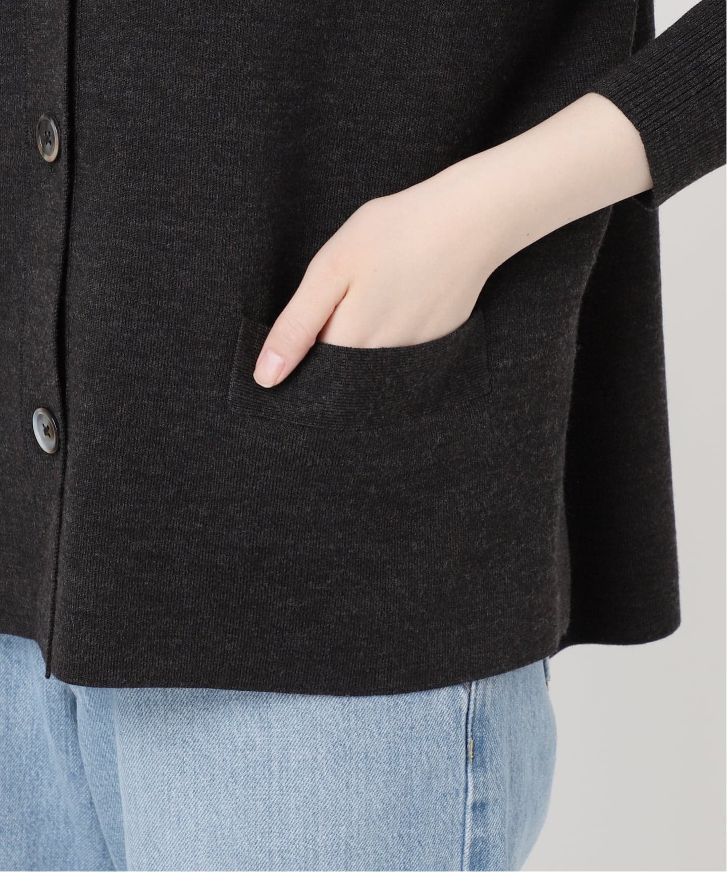 IENA スーパーファインスムースショートカーディガン イエナ ブラック イエナ IENA 《追加2》スーパーファインスムース ショートカーディガン