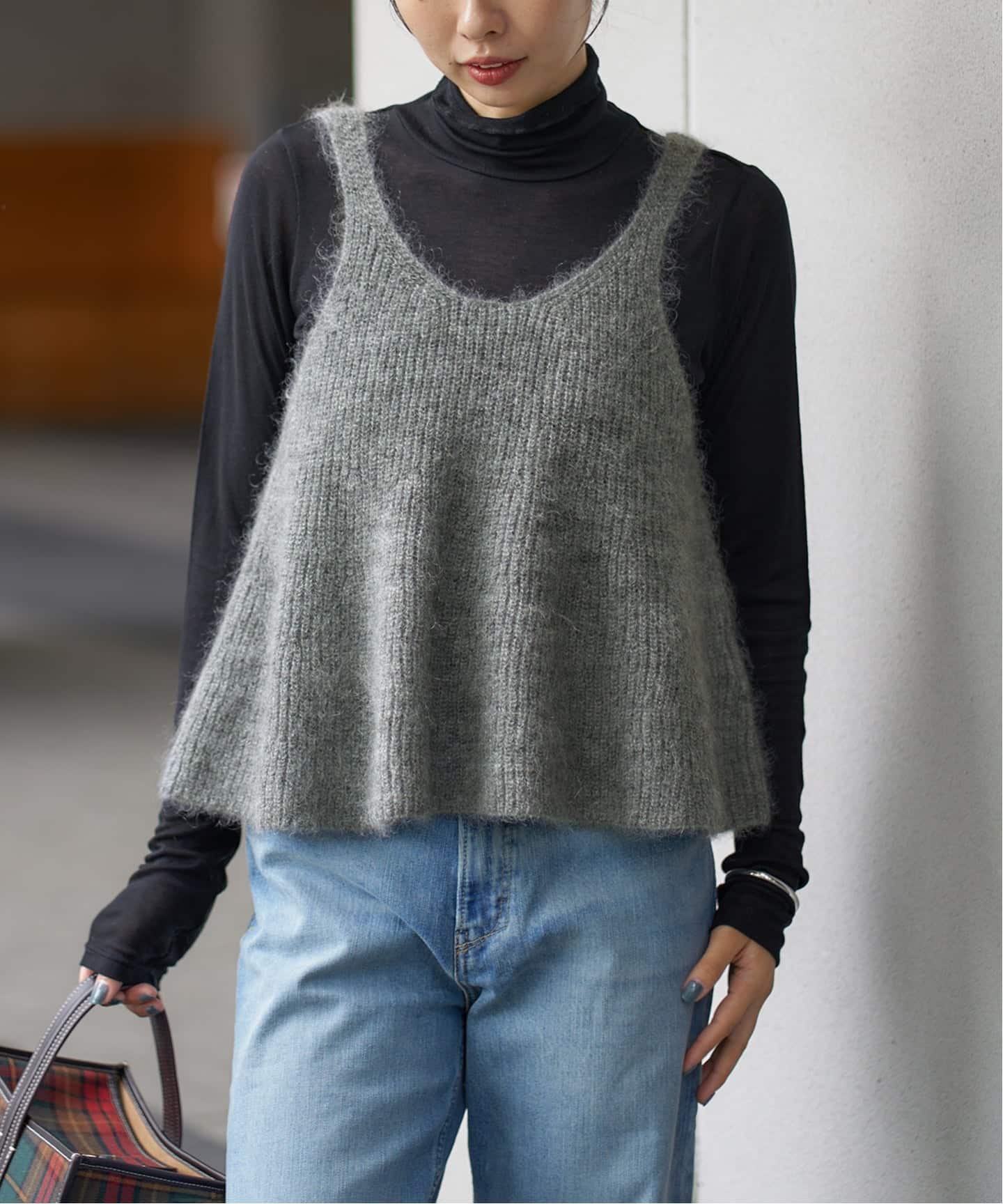 25AW IENA モヘヤミックスフレアタンク チャコールグレー 完売品☆ モヘヤミックスフレアタンク（ベスト）｜IENA（イエナ）の通販