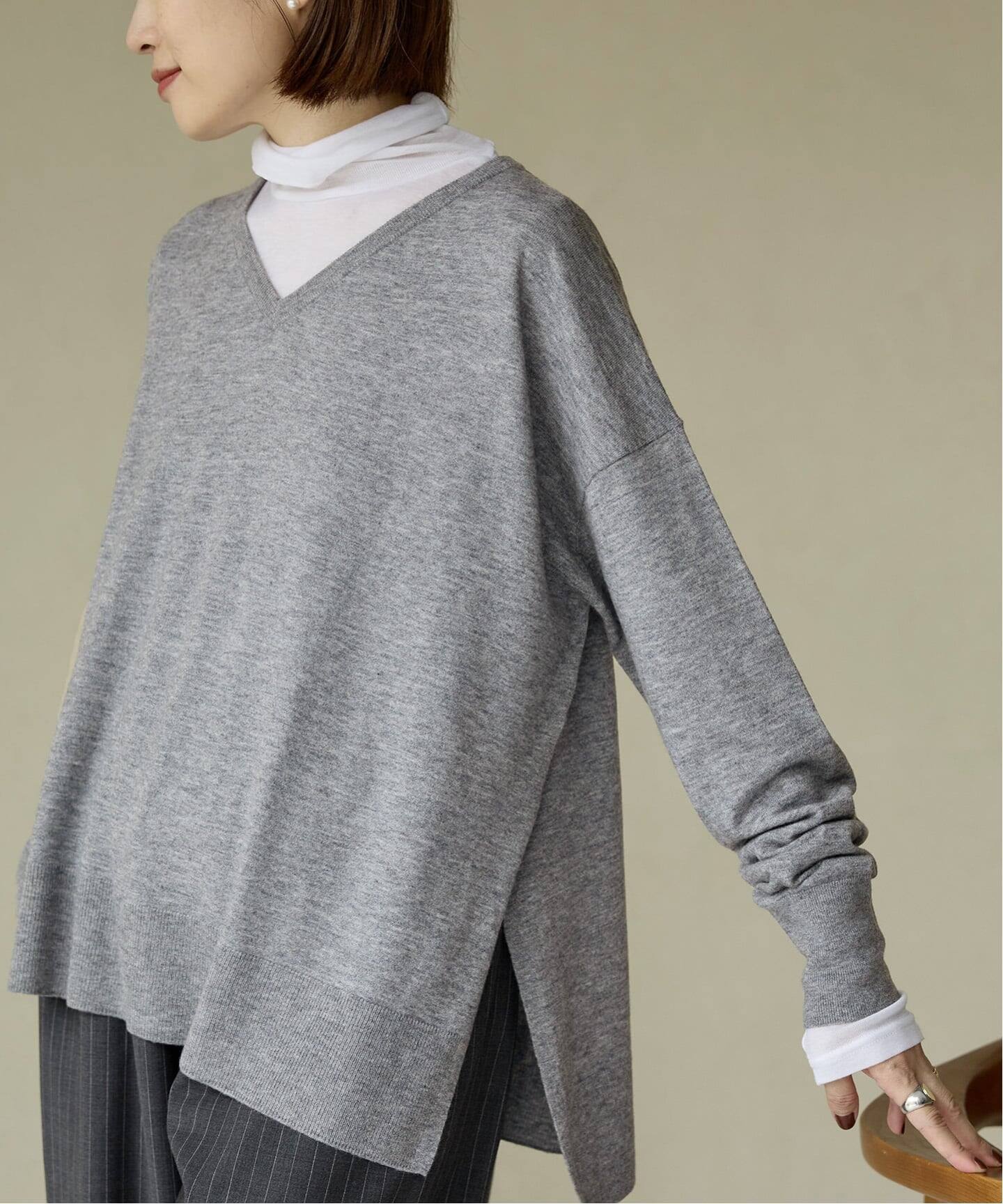 ebure サスティナブルライトウール　Vネックプルオーバー 24AW ebure サスティナブルライトウール Vネックプルオーバー 24AW 24AW