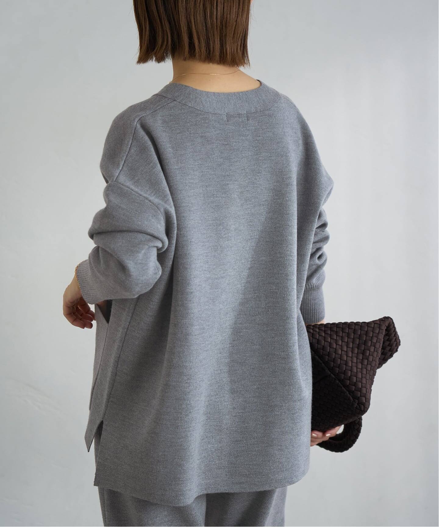 スーパーファインスムースVネックミドルカーディガン（カーディガン