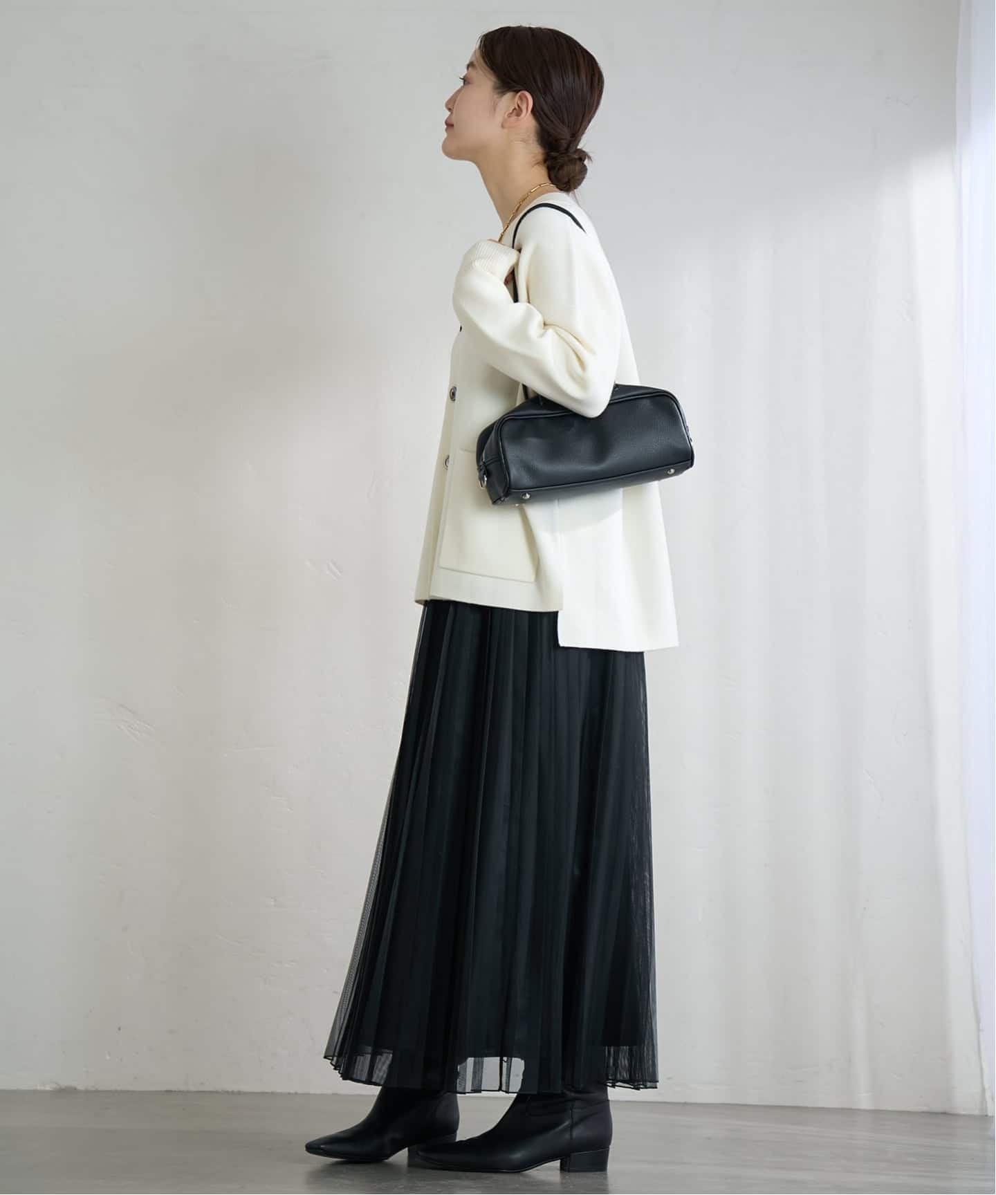 スーパーファインスムースVネックミドルカーディガン（カーディガン