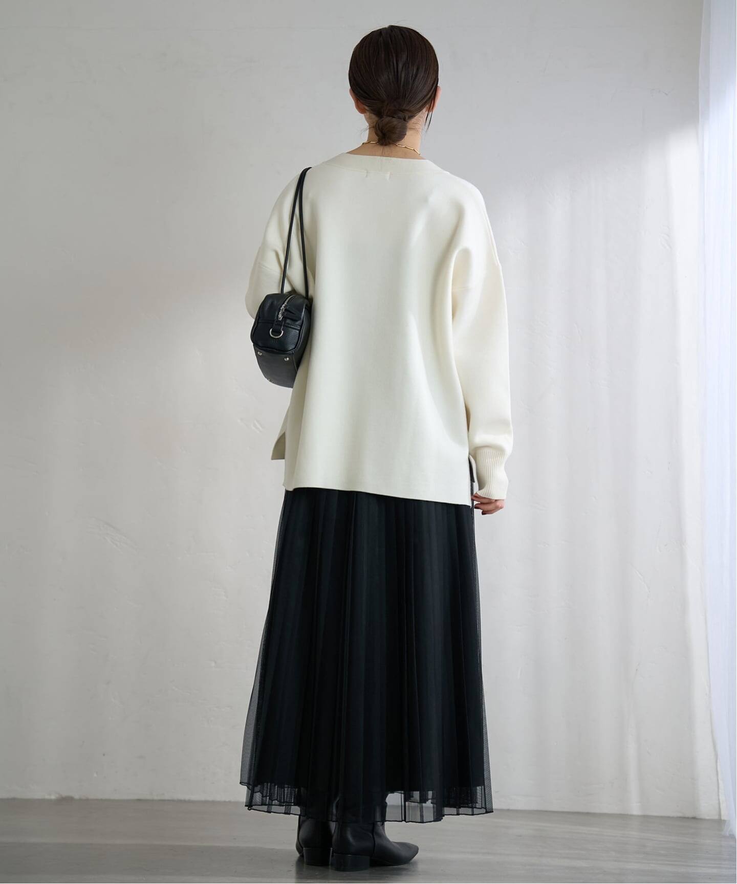 スーパーファインスムースVネックミドルカーディガン（カーディガン