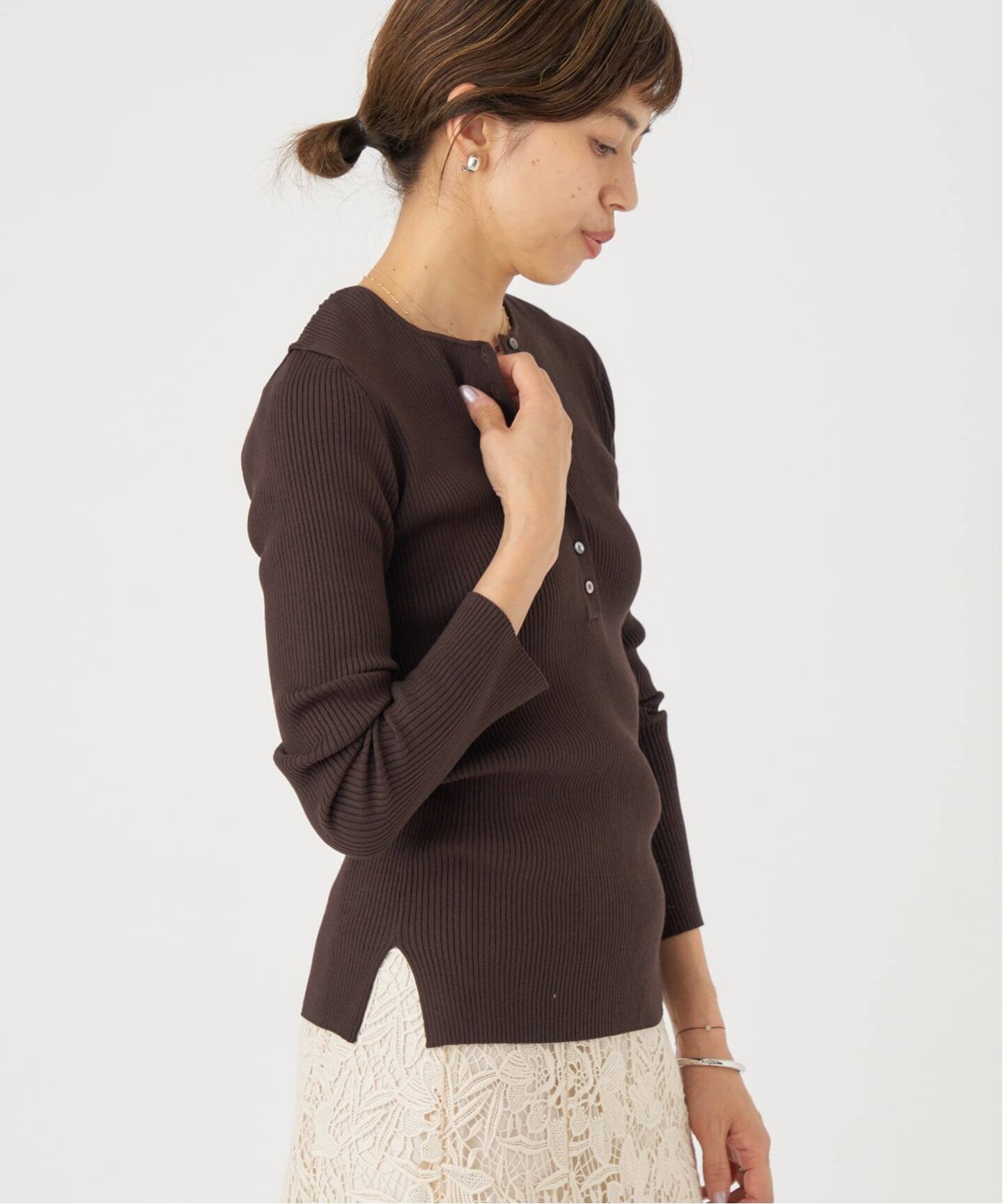 ほぼ新品　IENA イエナ　3x3　リブヘンリーネックプルオーバー　キャメル ほぼ新品 IENA イエナ 3x3 リブヘンリーネックプルオーバー キャメル