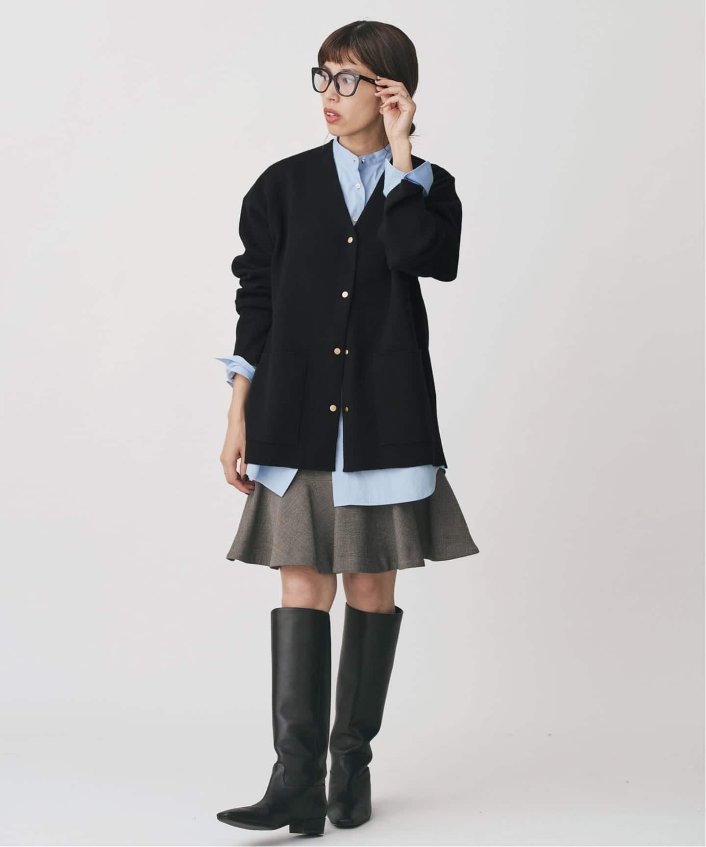 ドットボタンVネックカーディガン（カーディガン）｜IENA