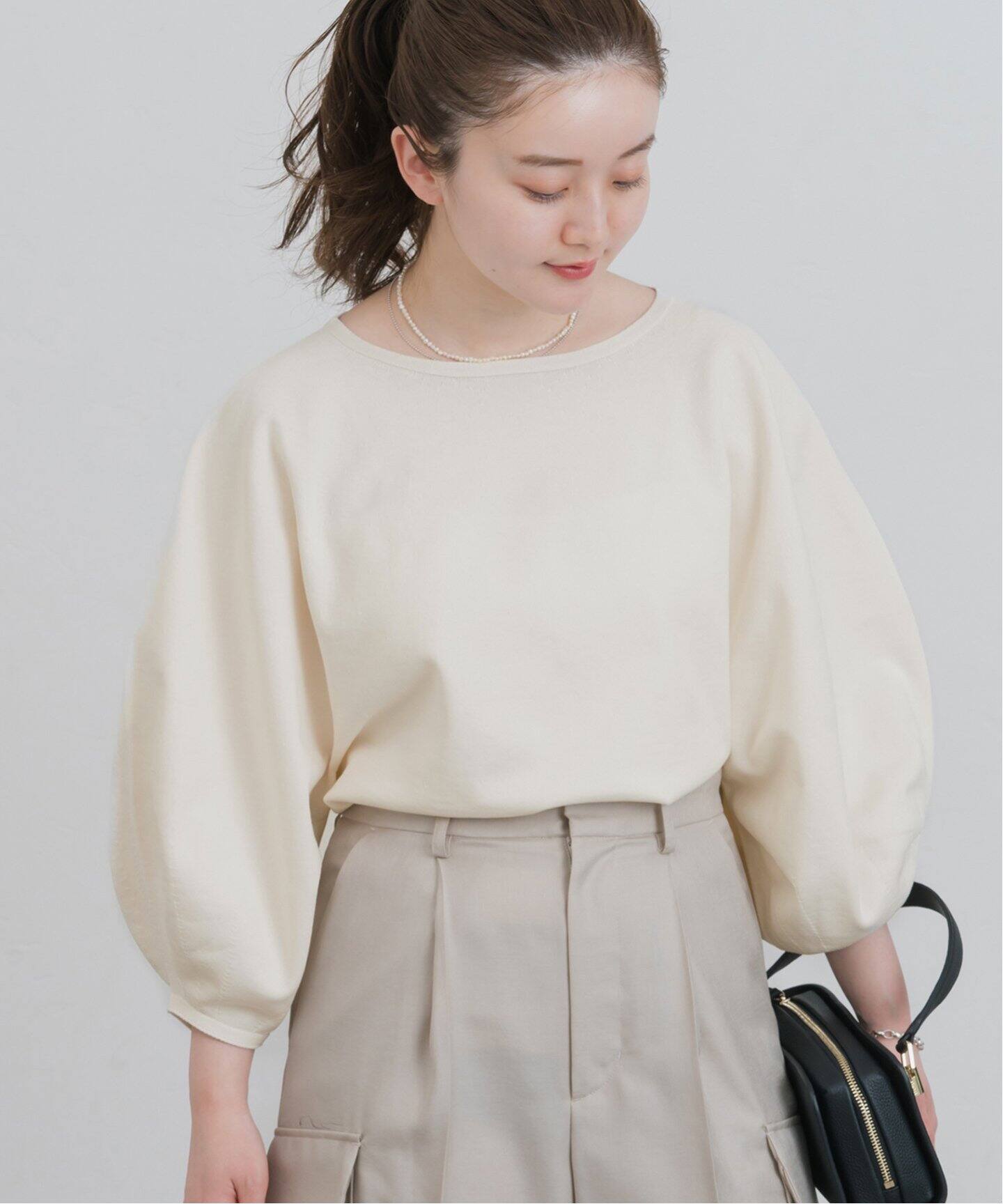 【翌日発送可能】 WEB・一部店舗限定》コットンストレッチバルーンスリーブプル トップス