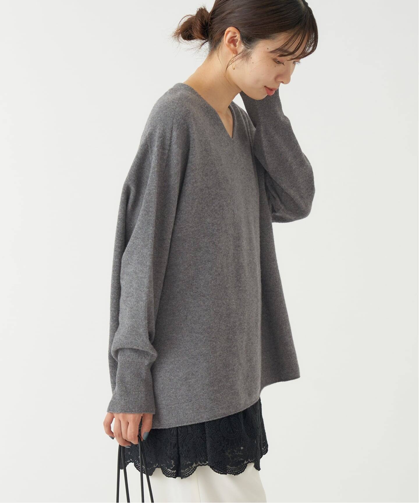 追加》Fineニュージーウール ニュアンス Vプルオーバー（ニット